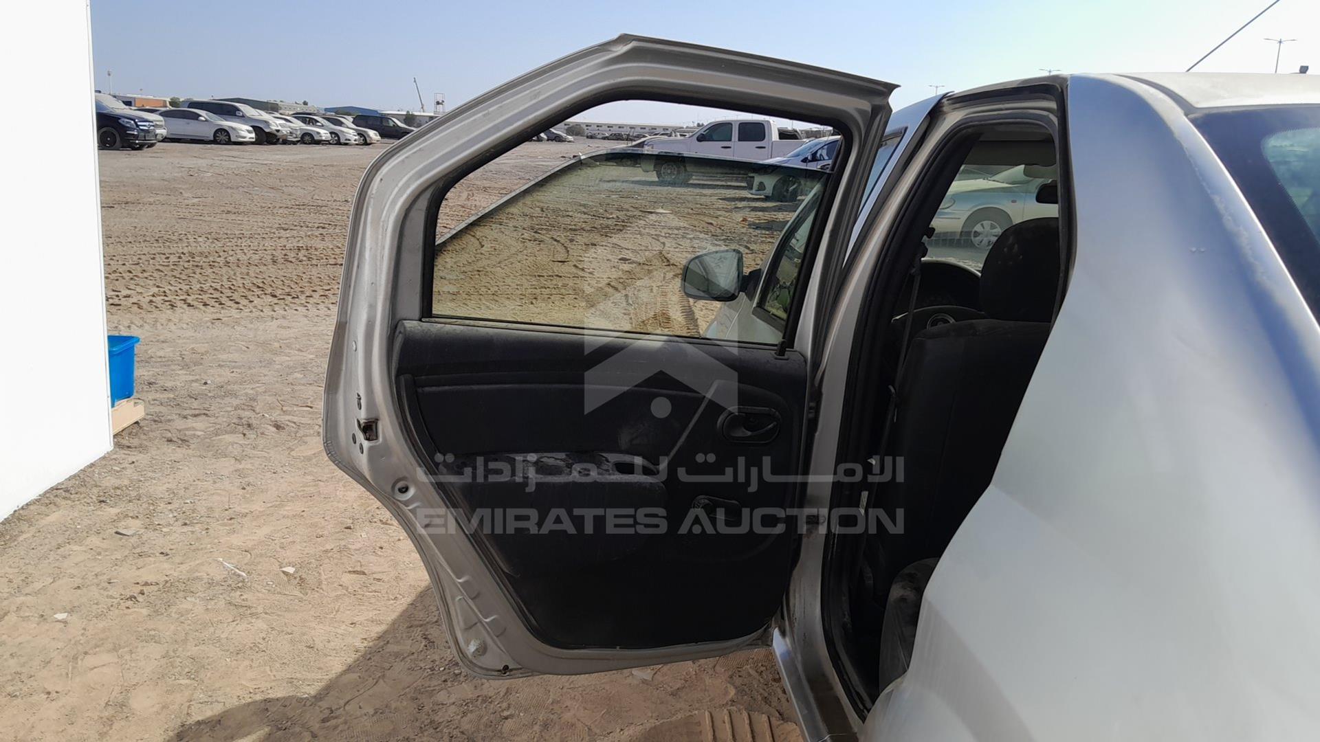 2011 RENAULT LOGAN VIN: VF1LSRFB5BA584167