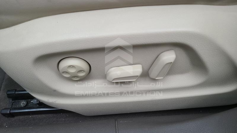WA1DFAFS0FR001758 Auction: EmiratesAuction Lot: 409009 WA1DFAFS0FR001758 Audi Q3 2015 GREY Photo 27