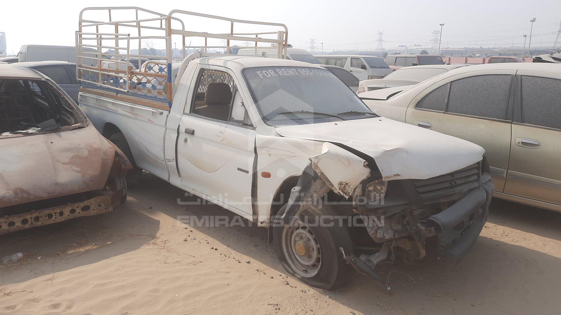 1998 MITSUBISHI L 300 VIN: MMB0NK620WD052923