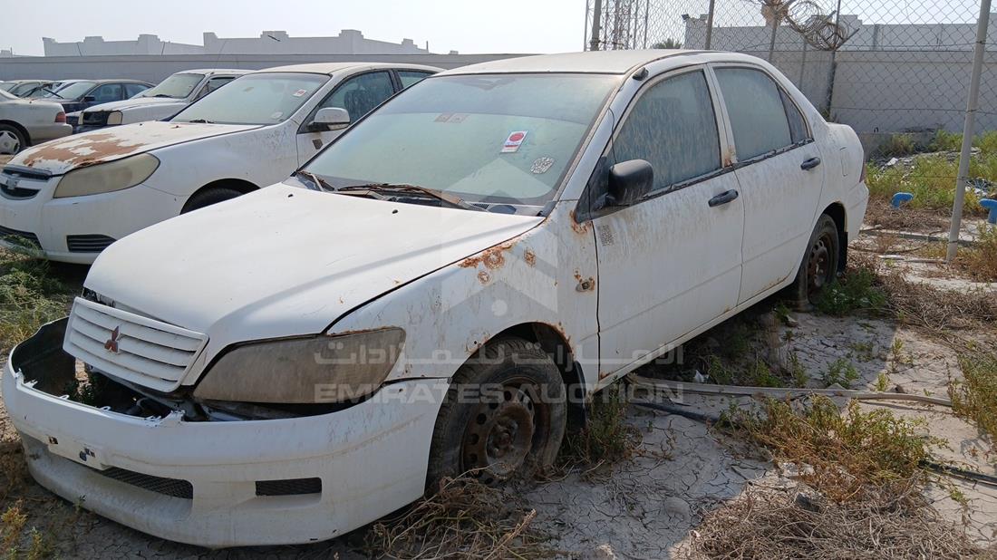 2002 Mitsubishi Lancer — Front Left Angle — Photo 5