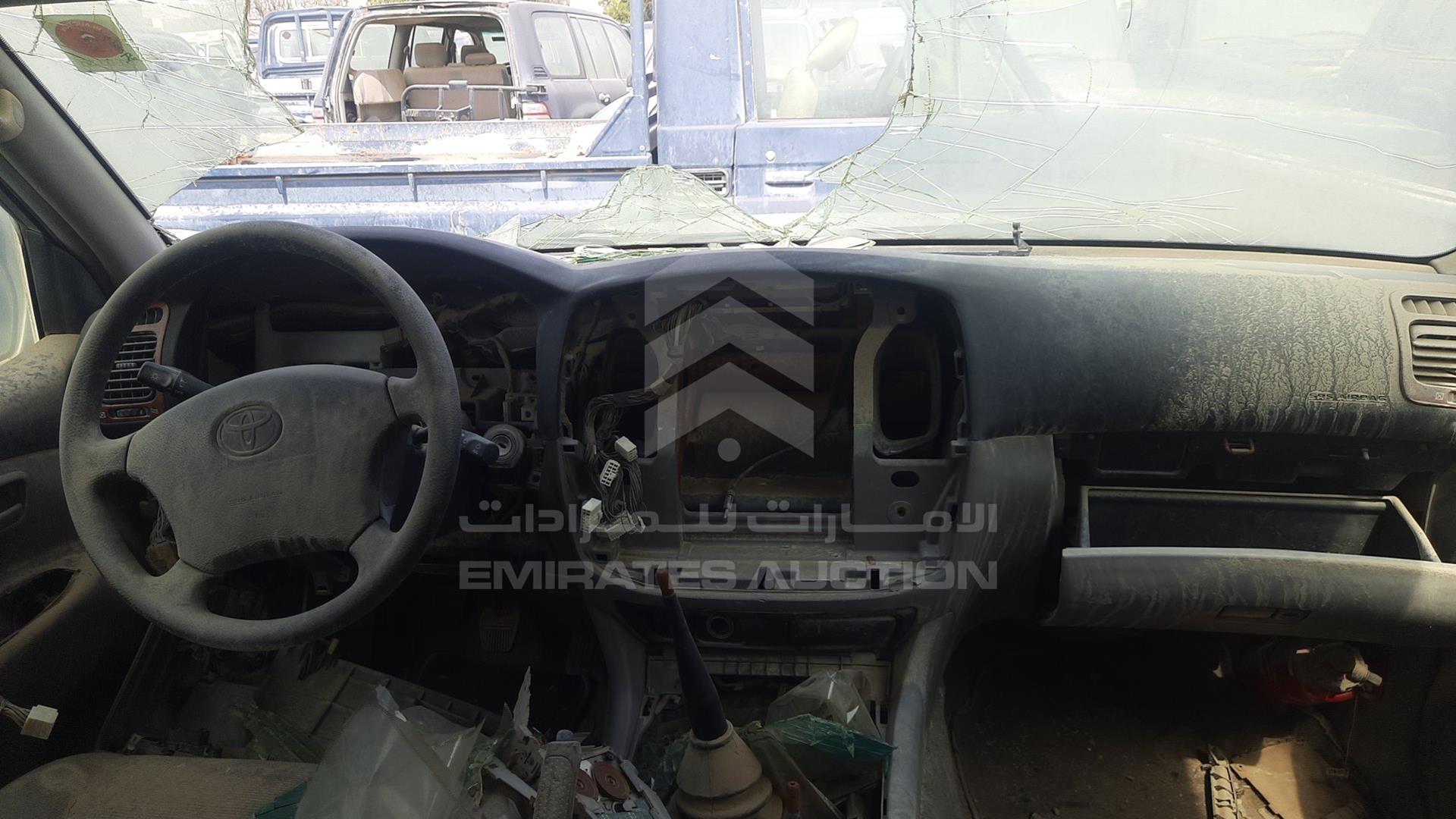 2004 TOYOTA LAND CRUISER VIN: JTECB09J543013541