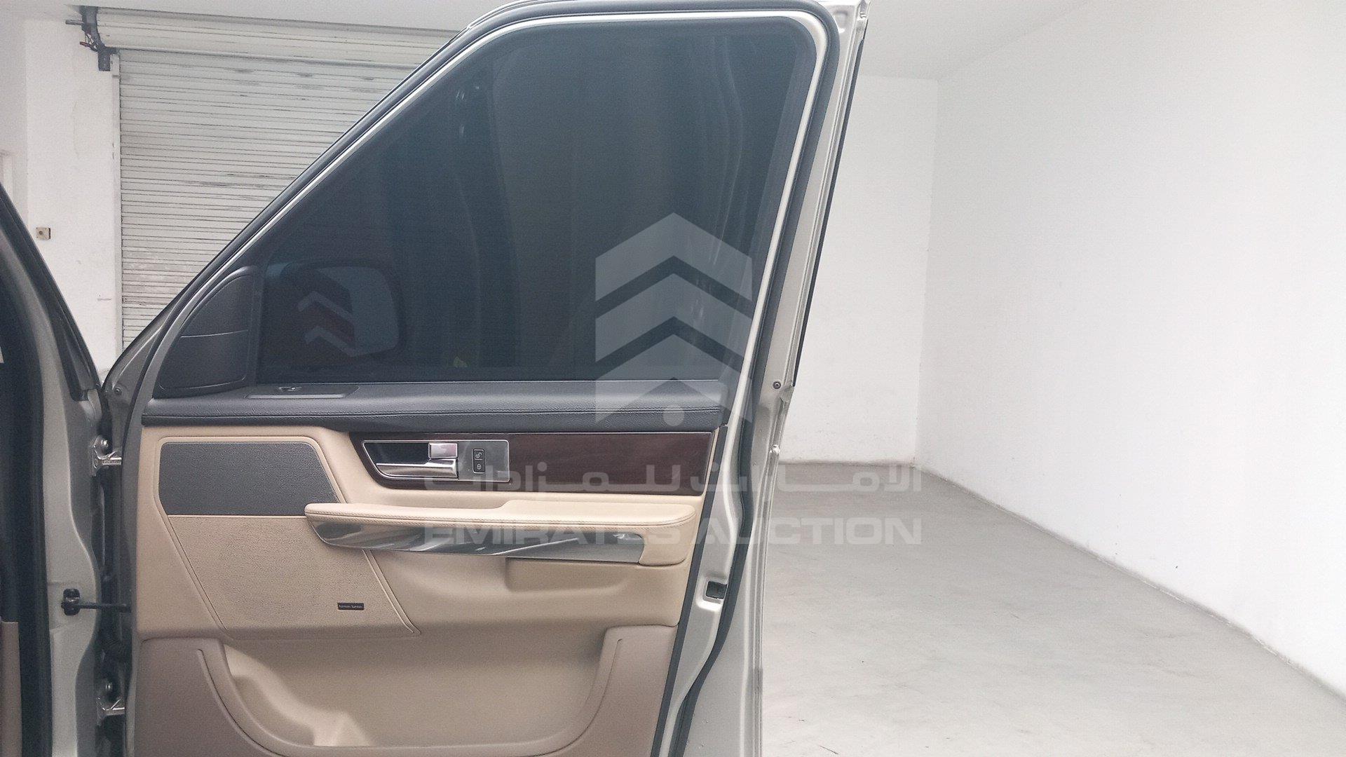 SALLSAAD4BA277810 - 2011 Range Rover Sport - #493697