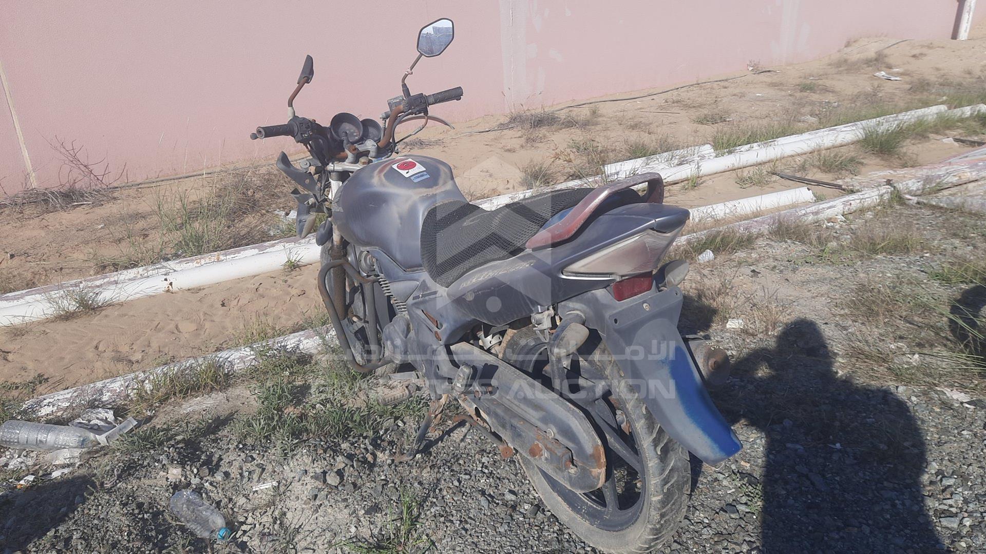 0 HONDA UNICORN VIN: ME4KC09CCE8687424