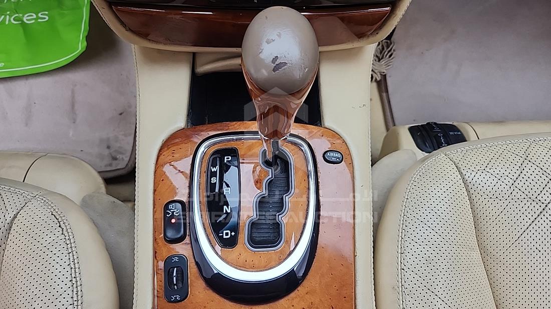 2002 Mercedes S 55 AMG — Gear View — Photo 19