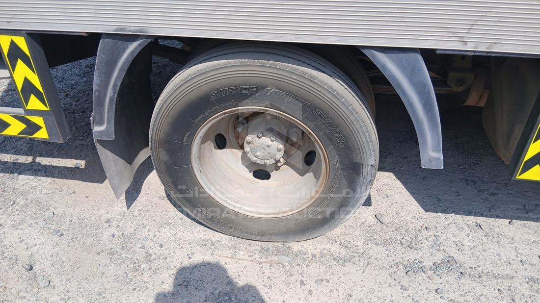 2014 Isuzu Reward NM — Rear Right Tyre — Photo 28