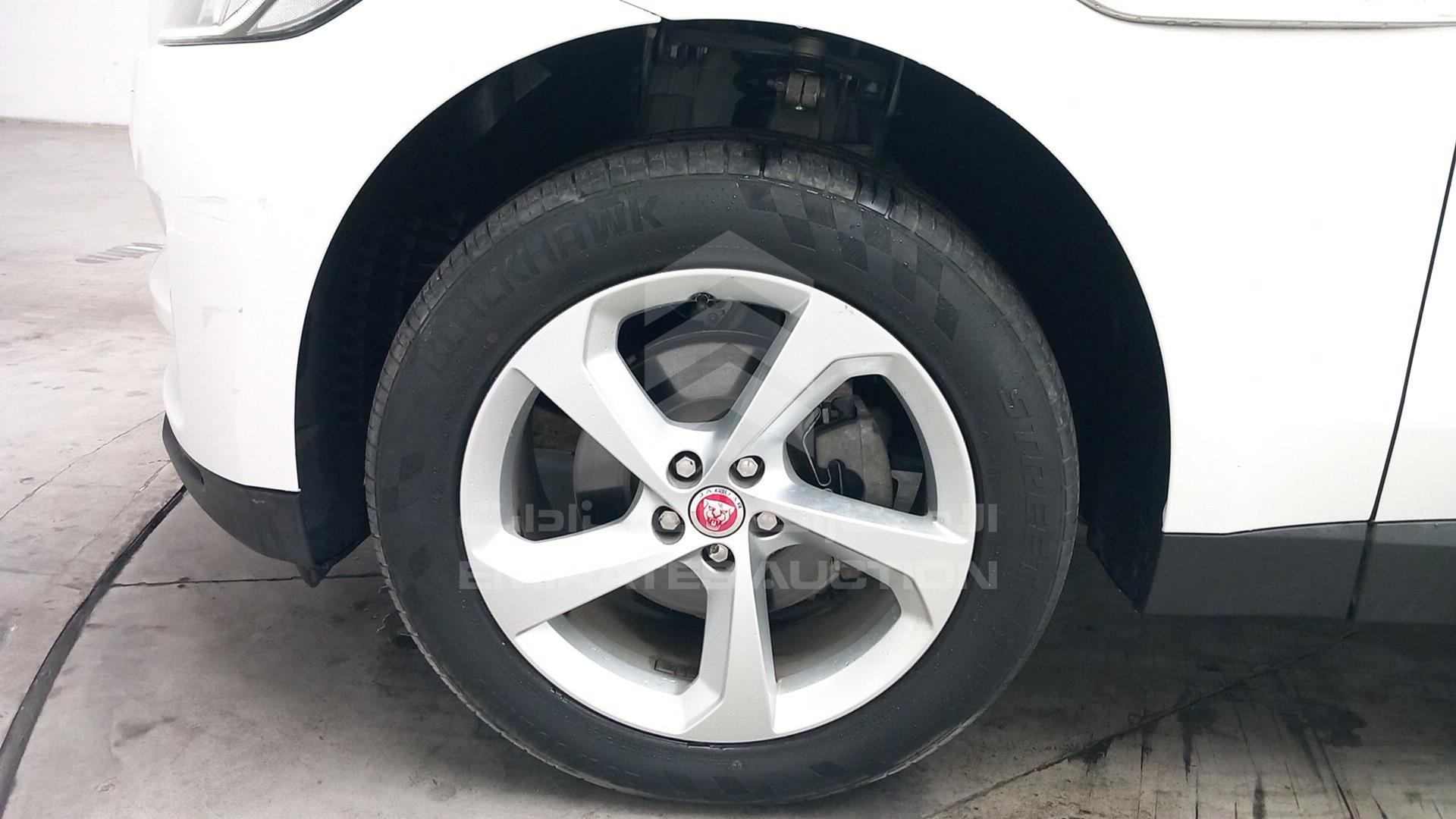 2018 JAGUAR F-PACE VIN: SADCA2BX6JA277882