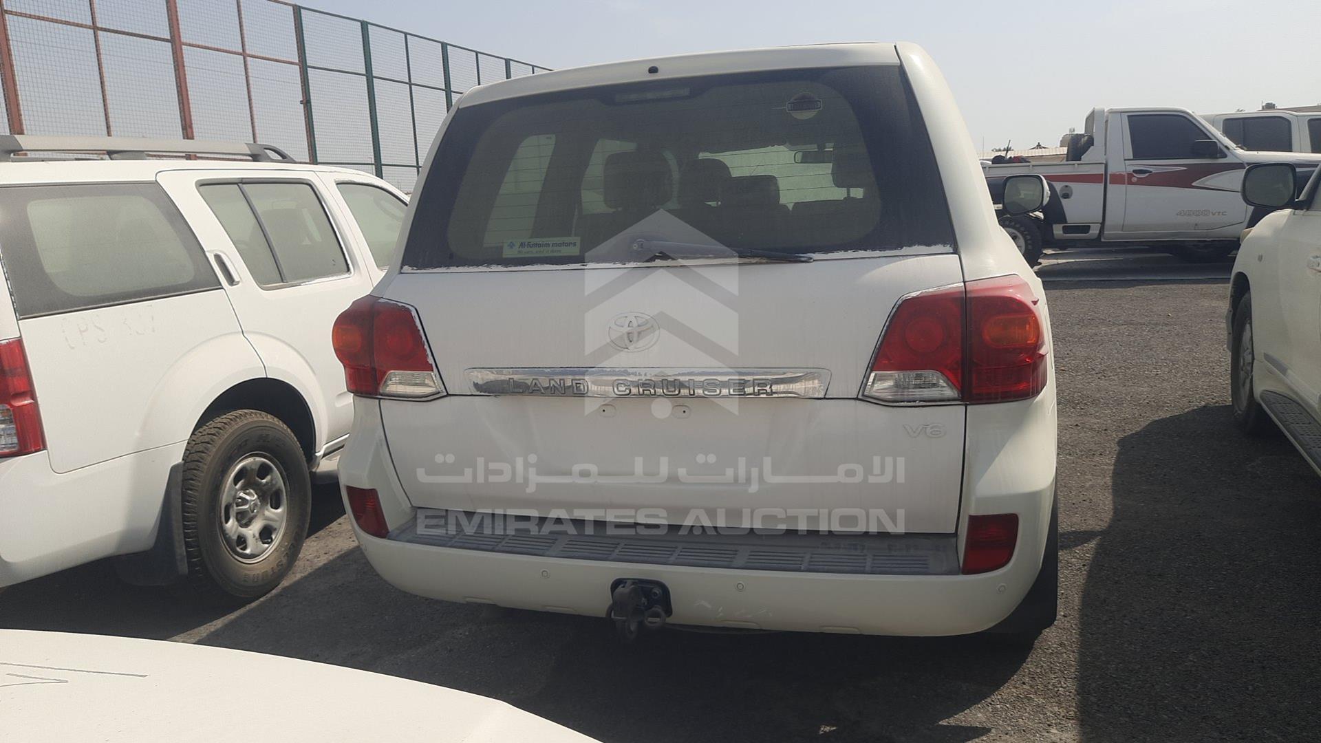 2013 TOYOTA LAND CRUISER VIN: JTMDU09J7D4064147