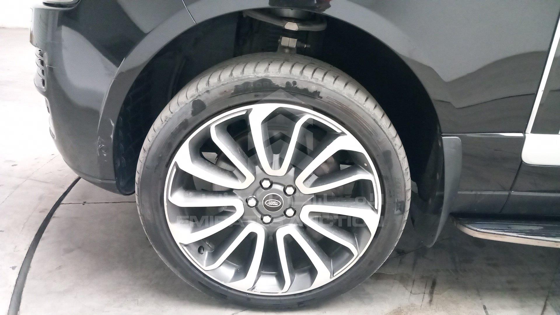 2013 RANGE ROVER VOGUE VIN: SALGS2EF9DA102584