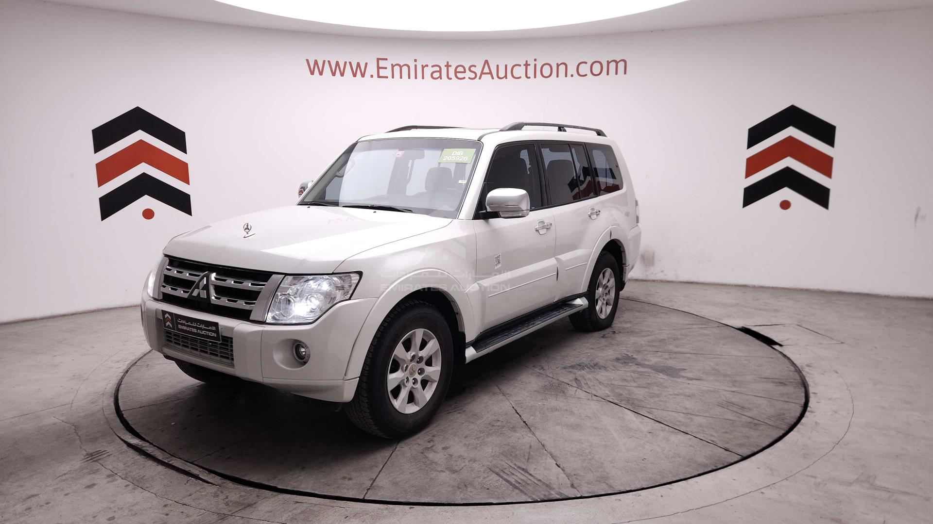 2014 MITSUBISHI PAJERO VIN: JMYLRV95WEJ703780