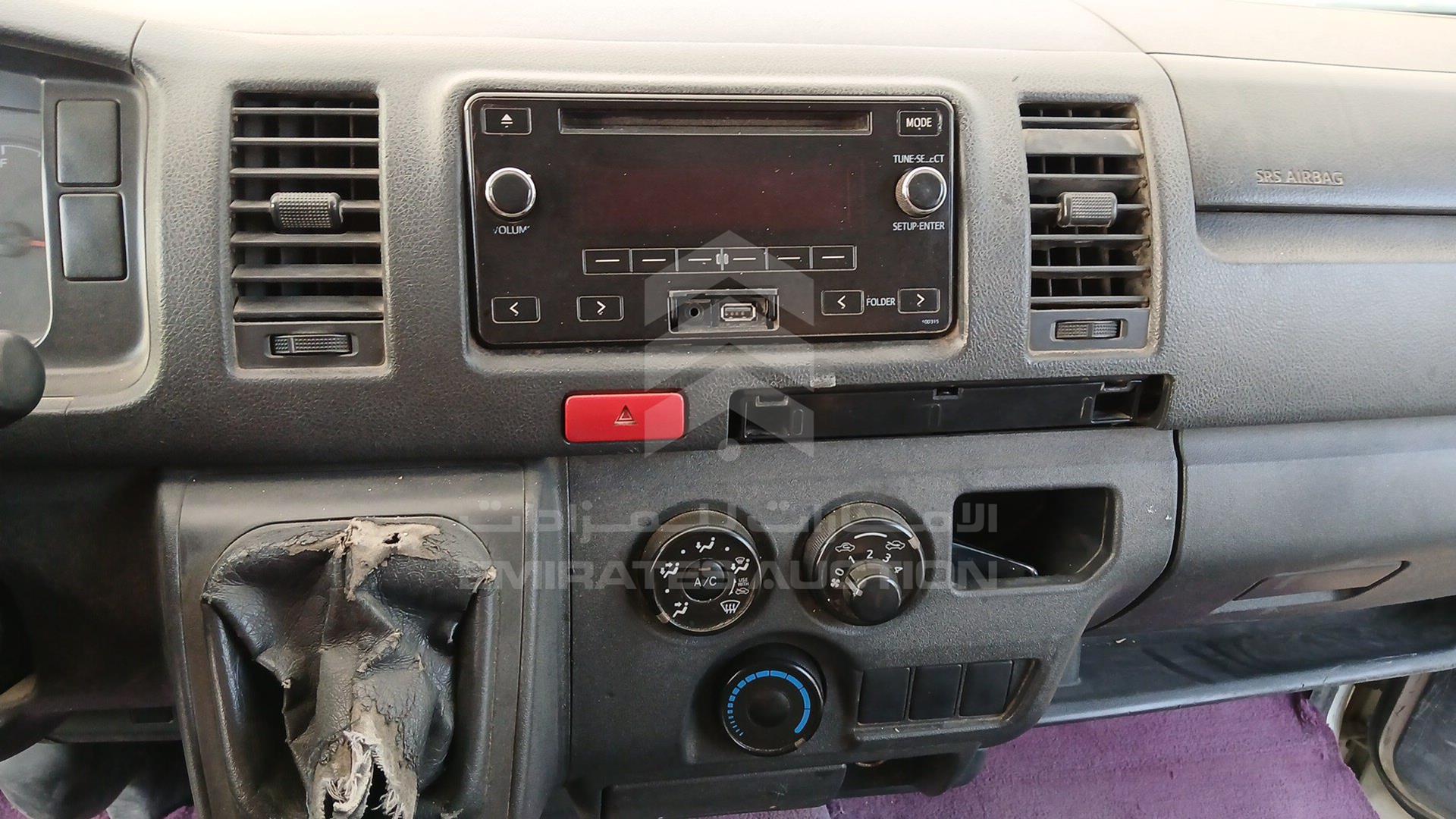 2015 TOYOTA HIACE VIN: JTFHX02P2F0094844