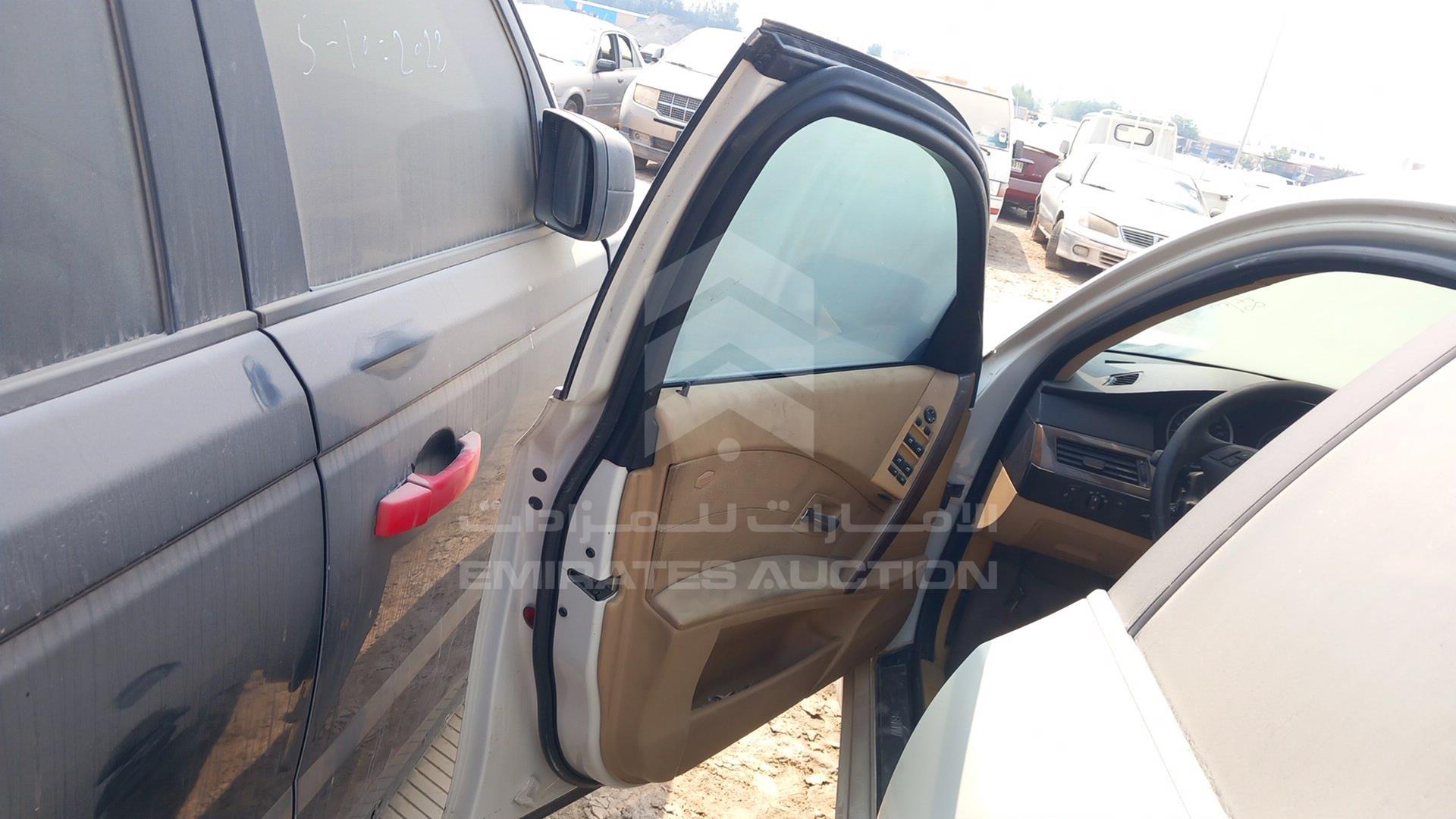 0 BMW 530I VIN: WBANE71066CM01328