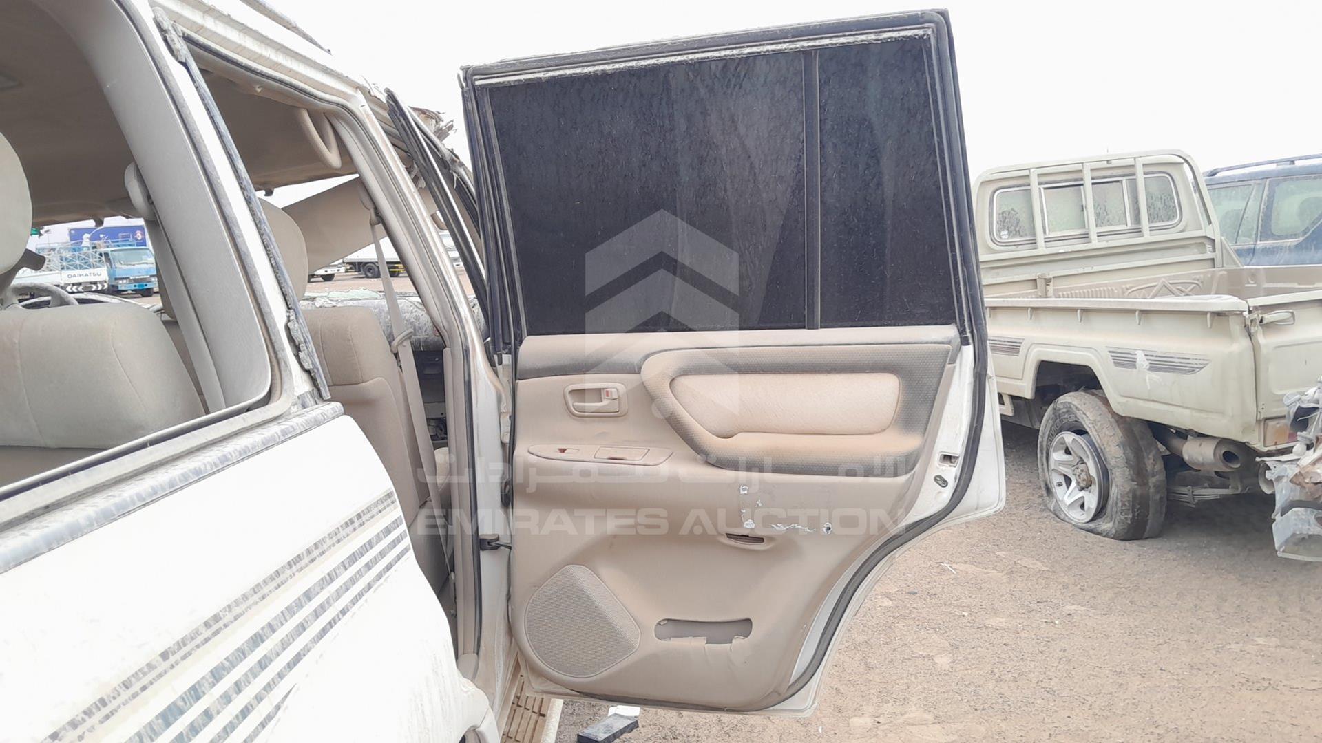 2007 TOYOTA LAND CRUISER VIN: JTEHJ09J875167419