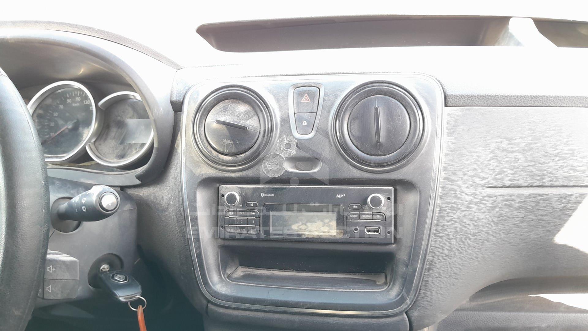 2019 RENAULT DOKKER VIN: VF18SRB42KG465633