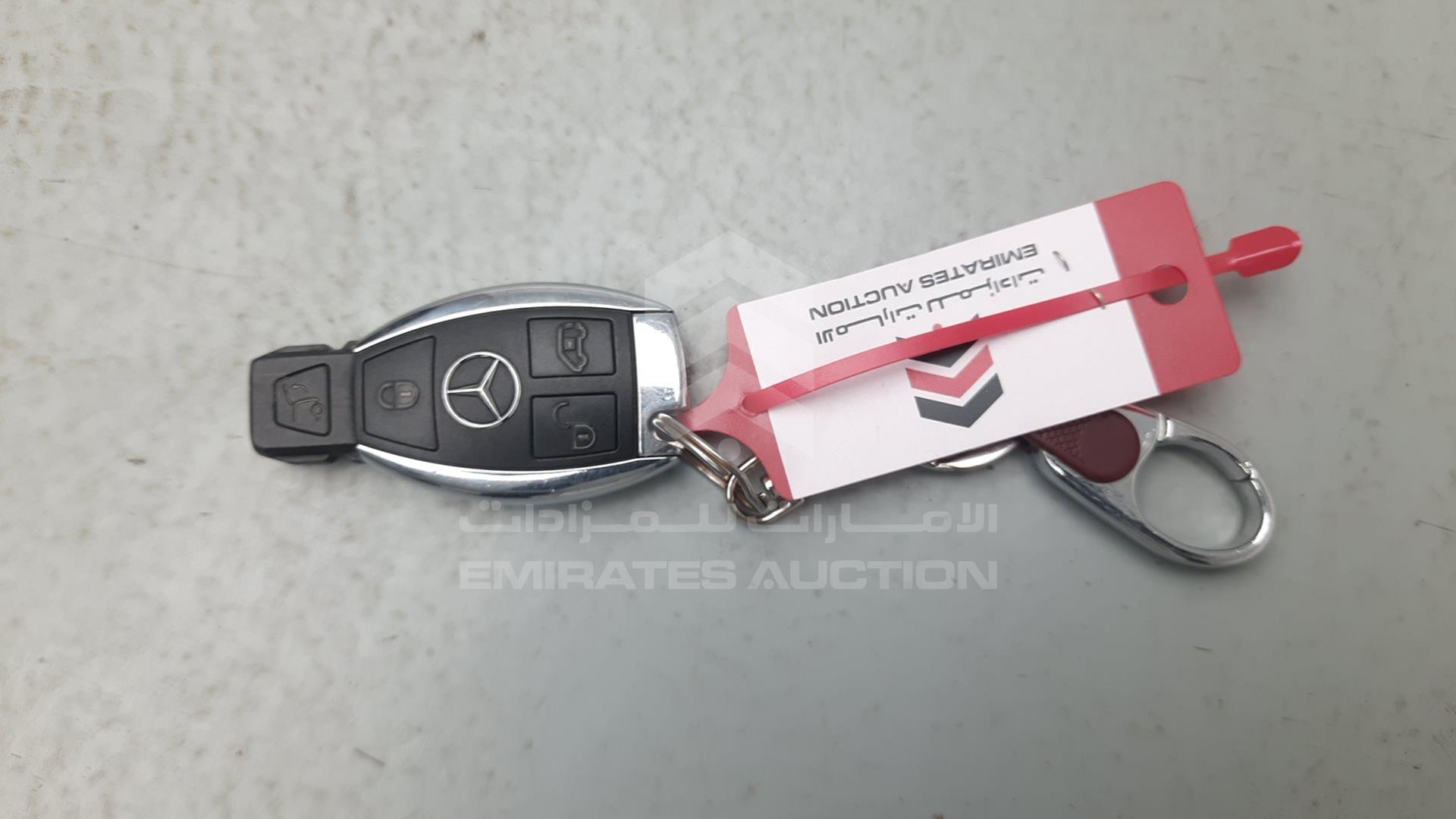 2017 MERCEDES V 250 VIN: WD4WG3E1XH3253013