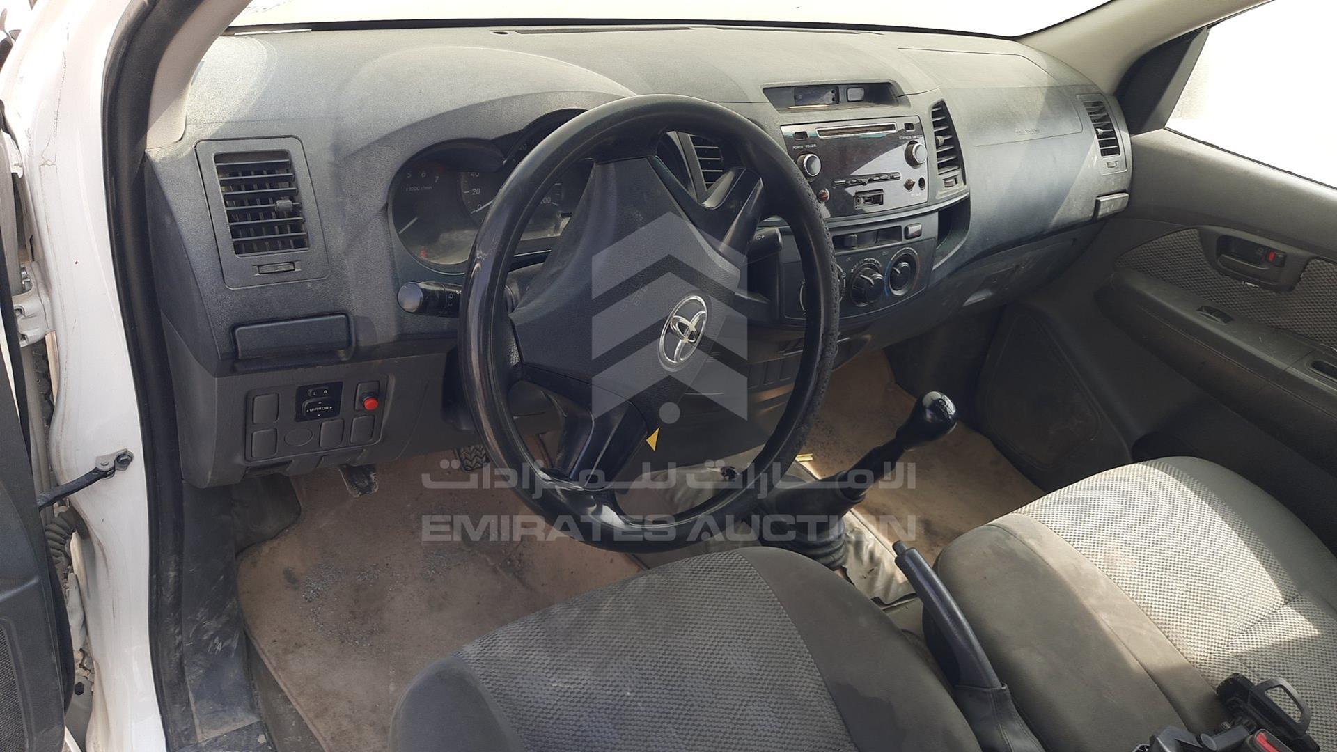 2014 TOYOTA HILUX VIN: MR0EX12G9E2352203