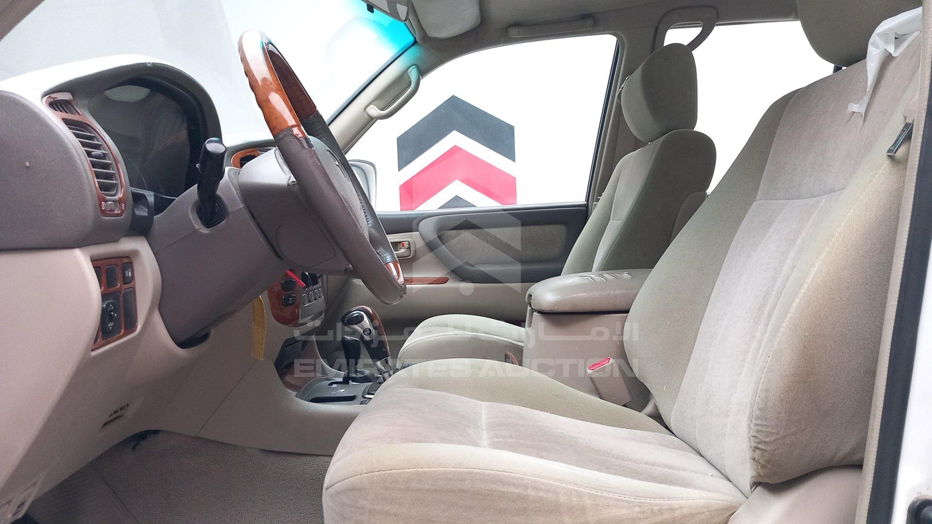 2007 TOYOTA LAND CRUISER VIN: JTEHJ09J675160923