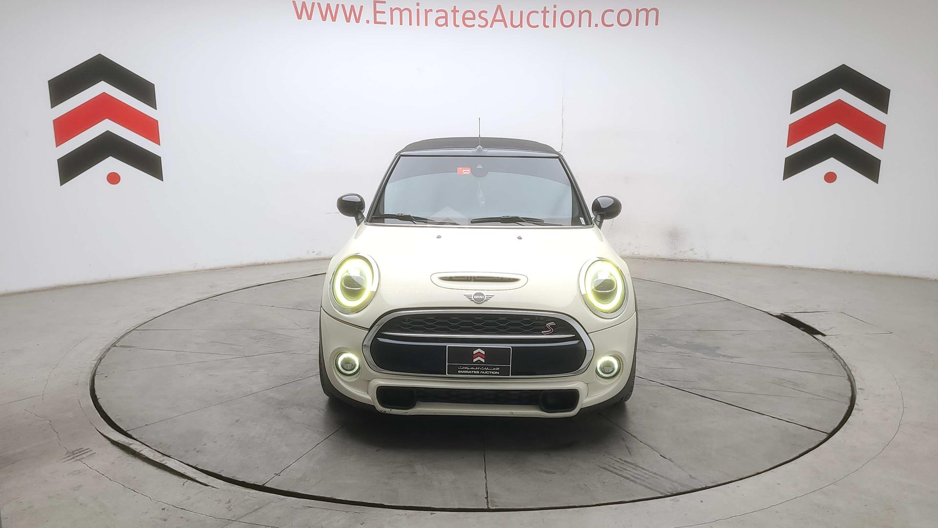 2020 MINI COOPER VIN: WMWWJ5C04L3L32670