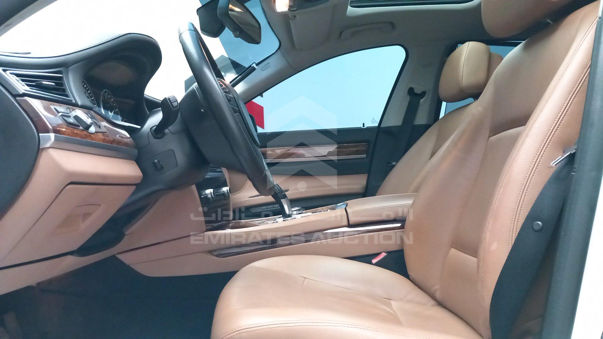 2014 BMW 730 VIN: WBAYE2102ED309335