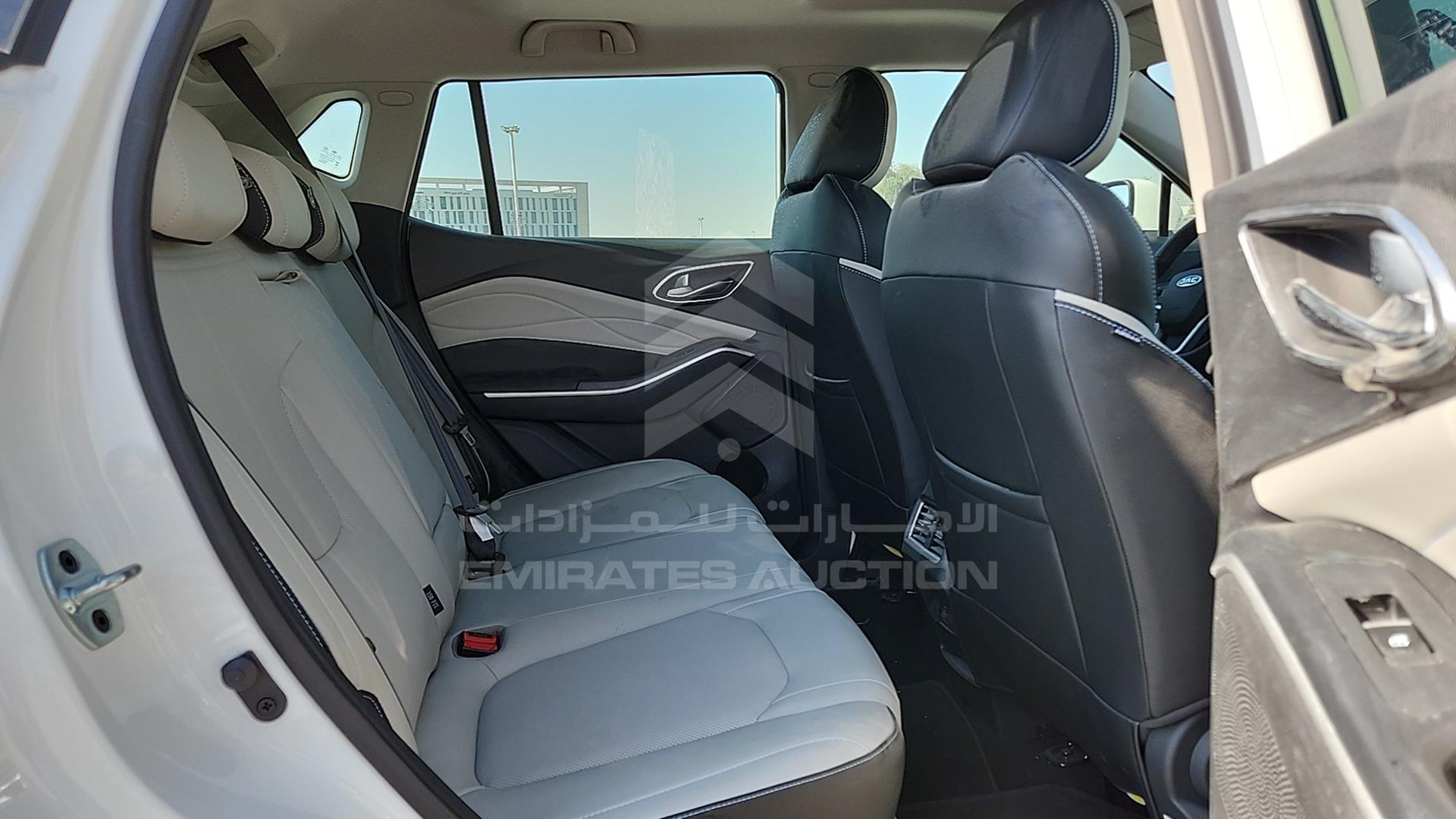 2023 JAC JS4 VIN: LJ12EKS34P4715021