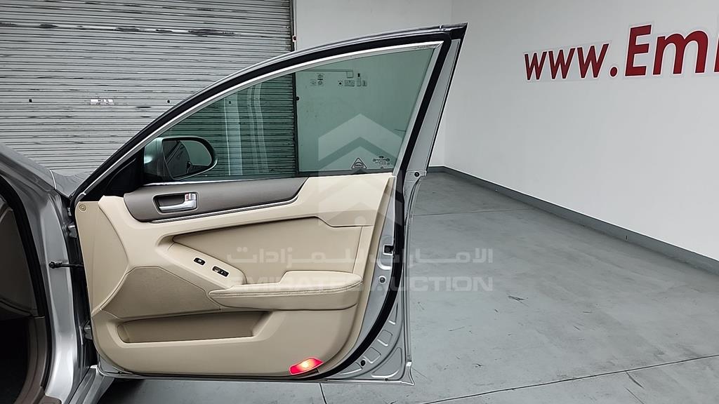KNALM4148C5079223 - 2012 KIA CADENZA - #526458