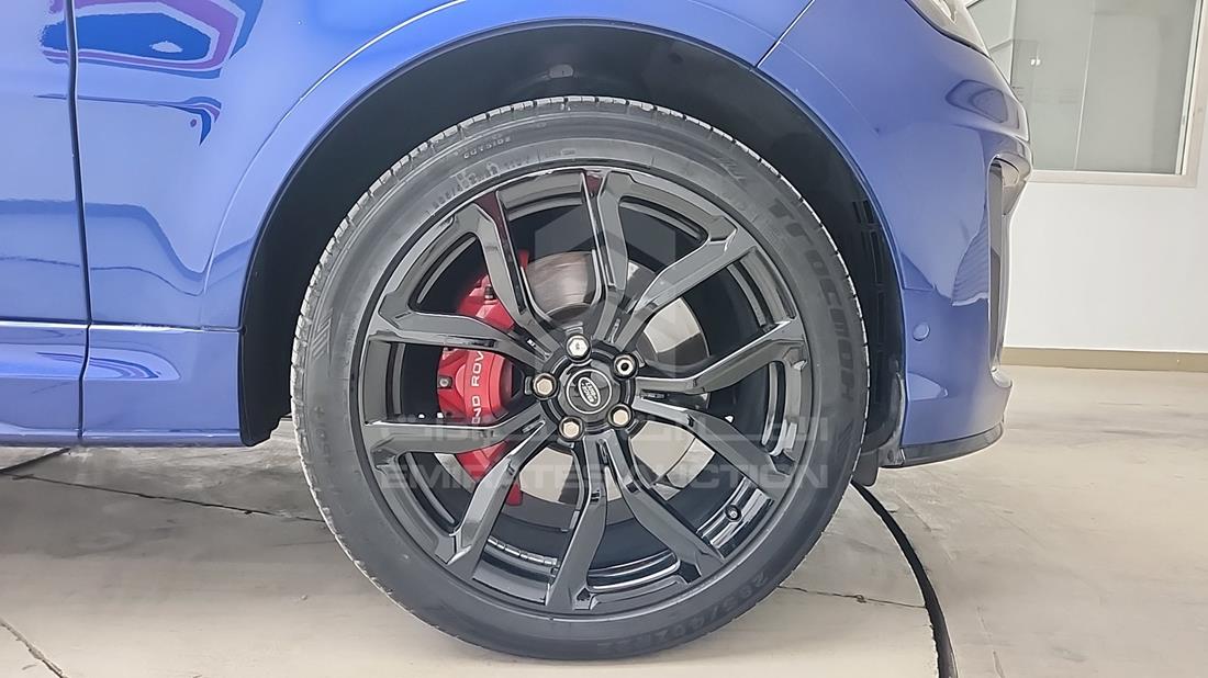 2022 Range Rover SVR — Front Right Tyre — Photo 34