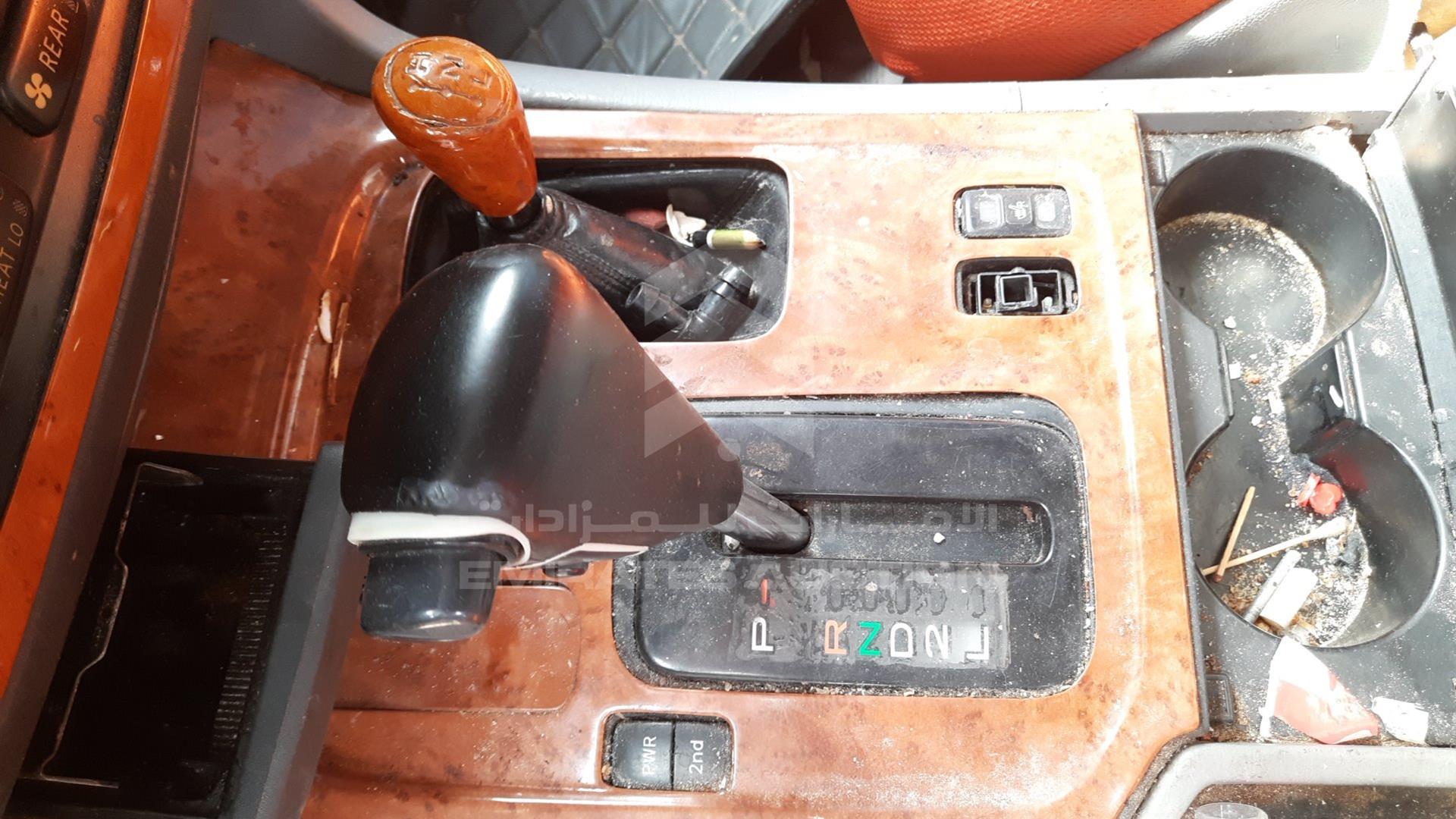 1998 TOYOTA LAND CRUISER VIN: JT3HT05J2W0014149