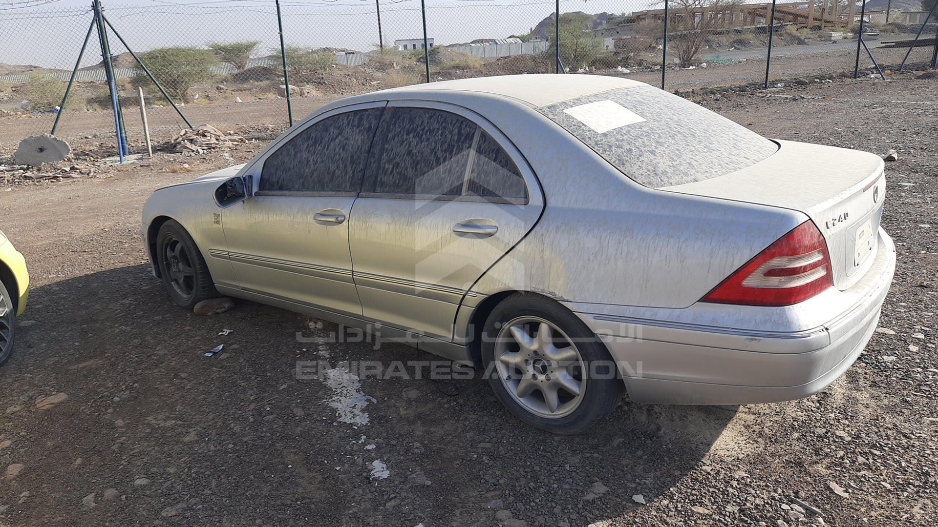 2001 MERCEDES C 240 VIN: WDB2030611F021447