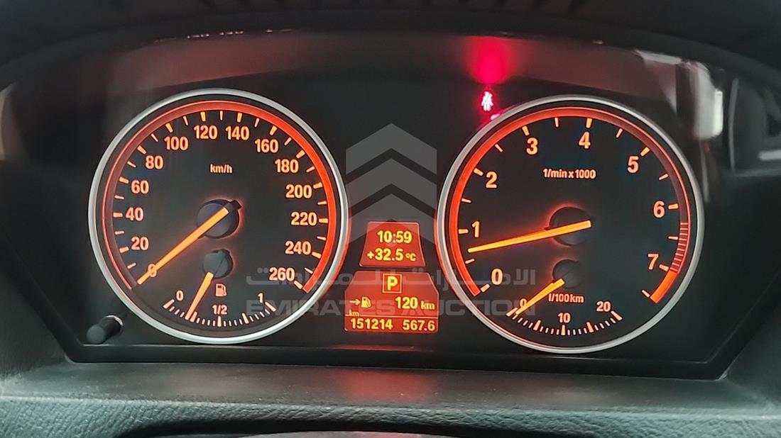 2013 BMW X5 — Speedometer & RPM Gauges — Photo 15