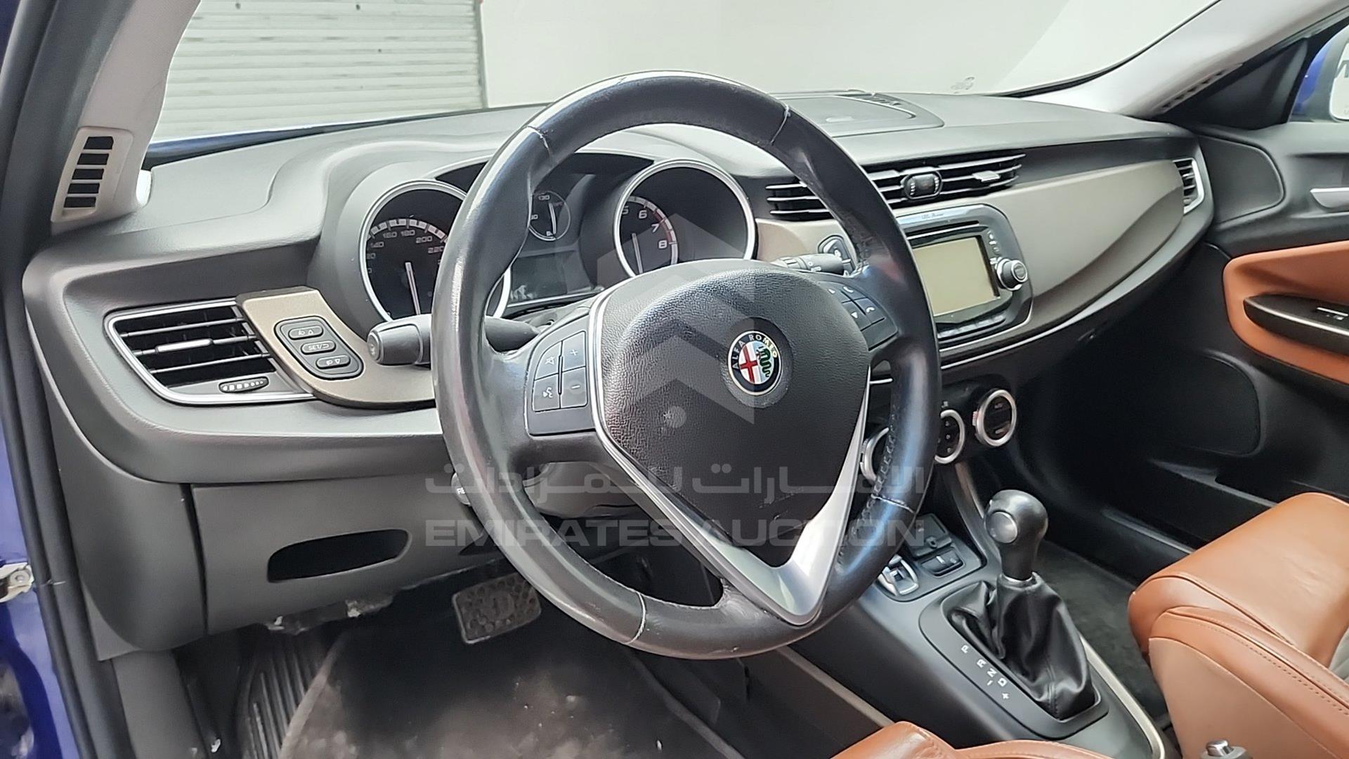 2015 ALFA ROMEO GILULIETTA VIN: ZARCABCA7F7359166