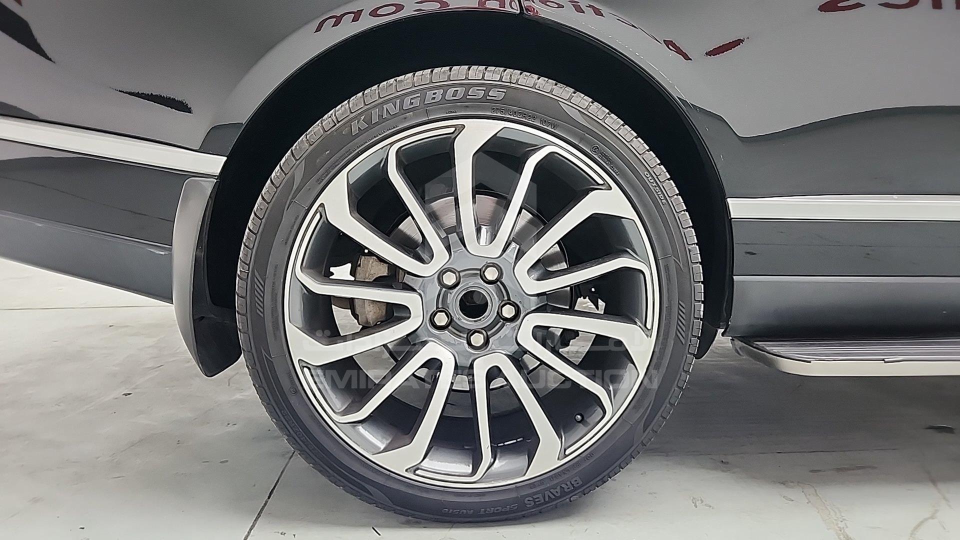 2014 RANGE ROVER VOGUE VIN: SALGA2EF1EA183729