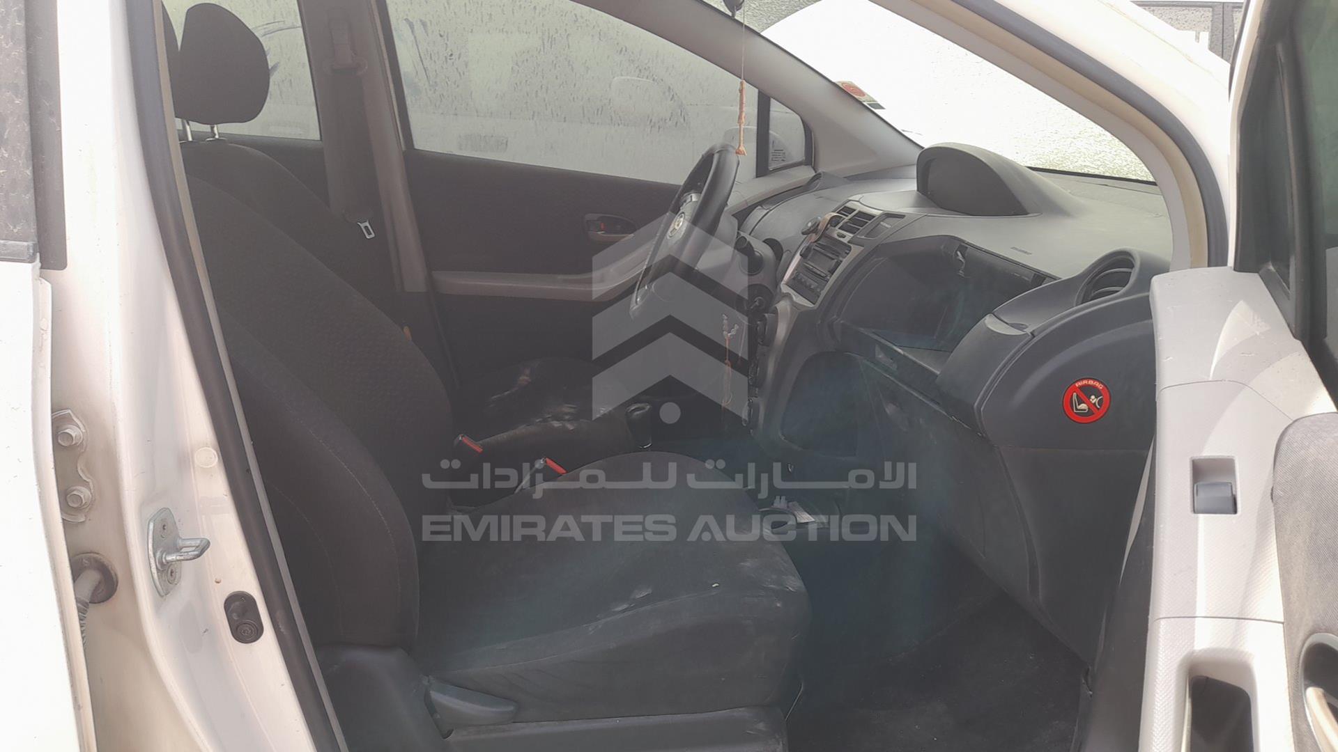 2009 TOYOTA YARIS VIN: JTDKW923495118488