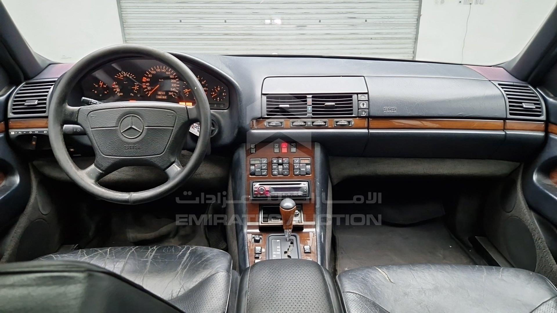1995 MERCEDES S 320 VIN: WDBGA33E8SA277253