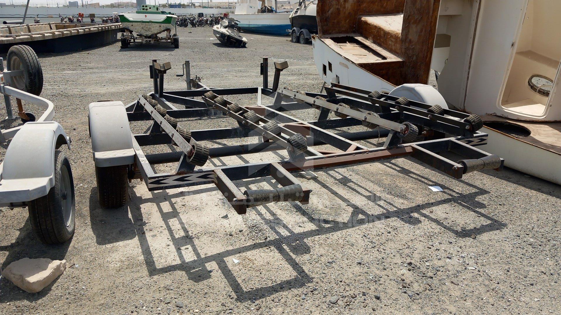 0 TRAILER LOCAL VIN: D102943DXBTRAILER