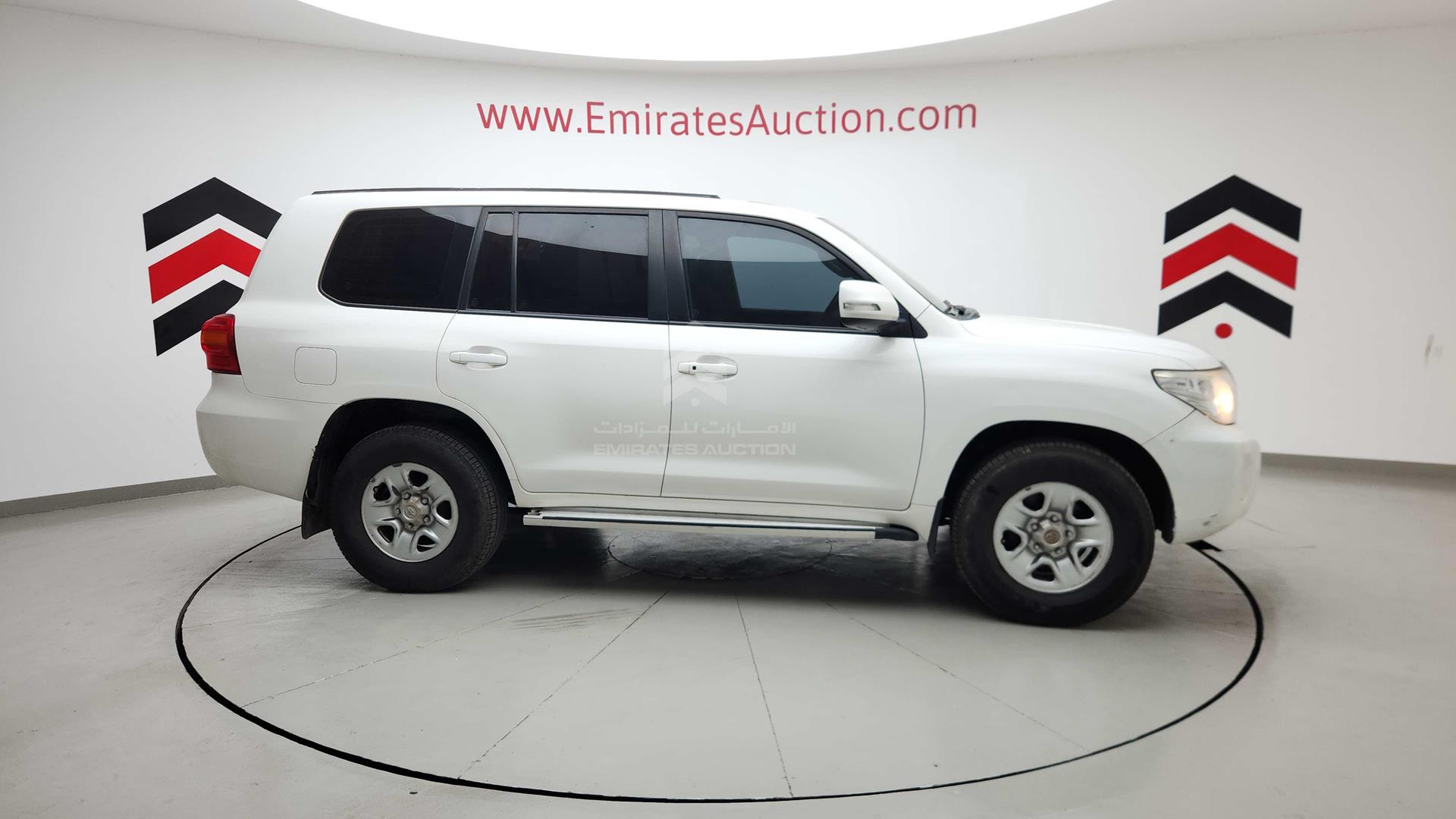 2015 TOYOTA LAND CRUISER VIN: JTMHU09JXF5098016