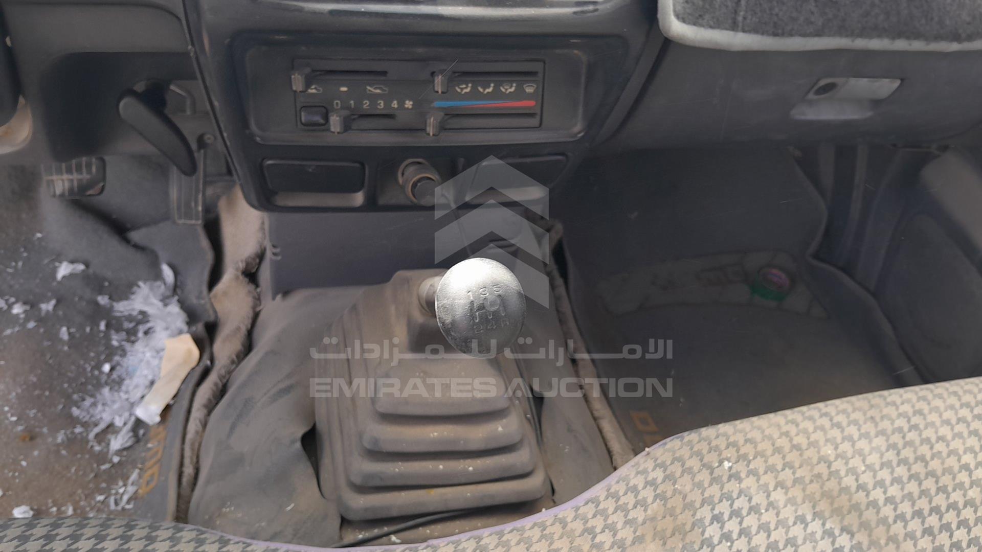 2000 NISSAN 2400 VIN: JN6BD23S6YA711209