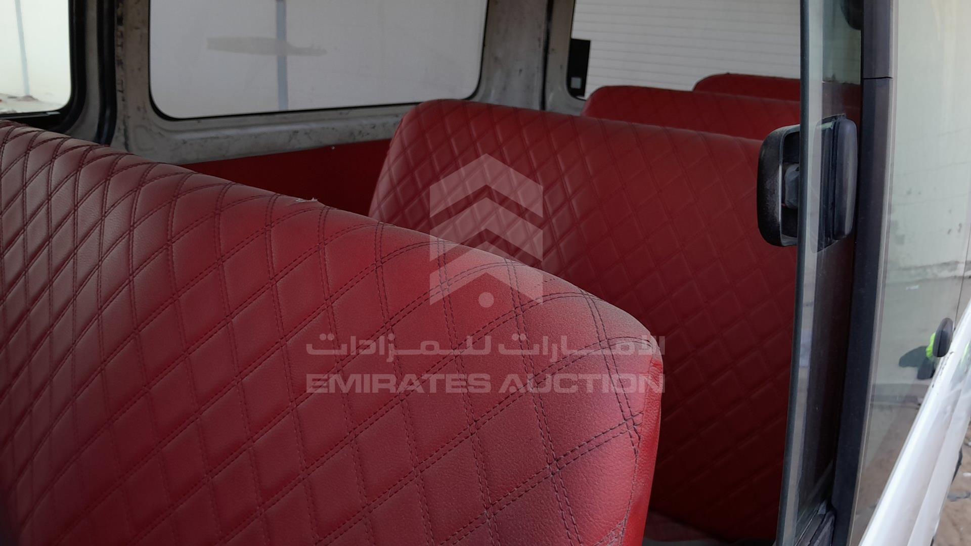 2009 TOYOTA HIACE VIN: JTGJX02P895009641