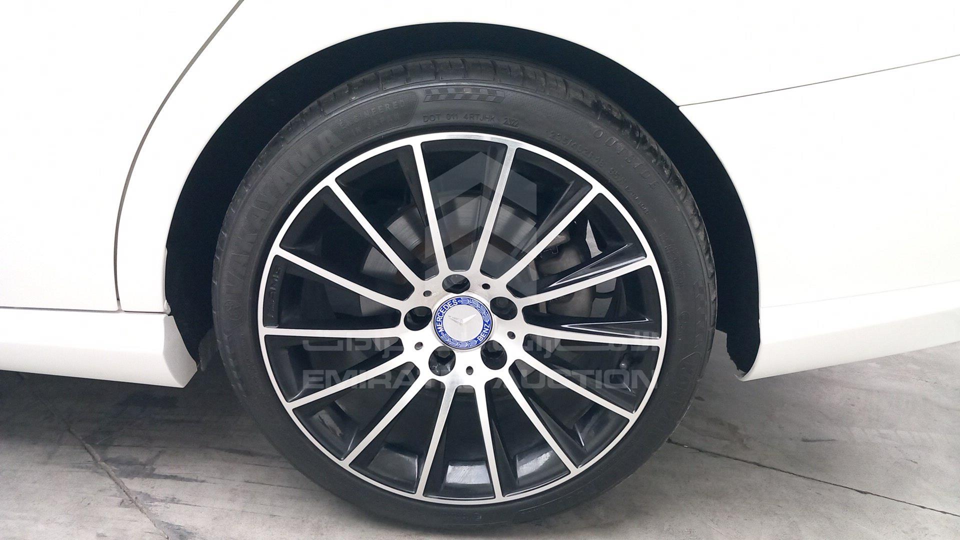 2018 MERCEDES CLA 250 VIN: WDDSJ4EB8JN614912