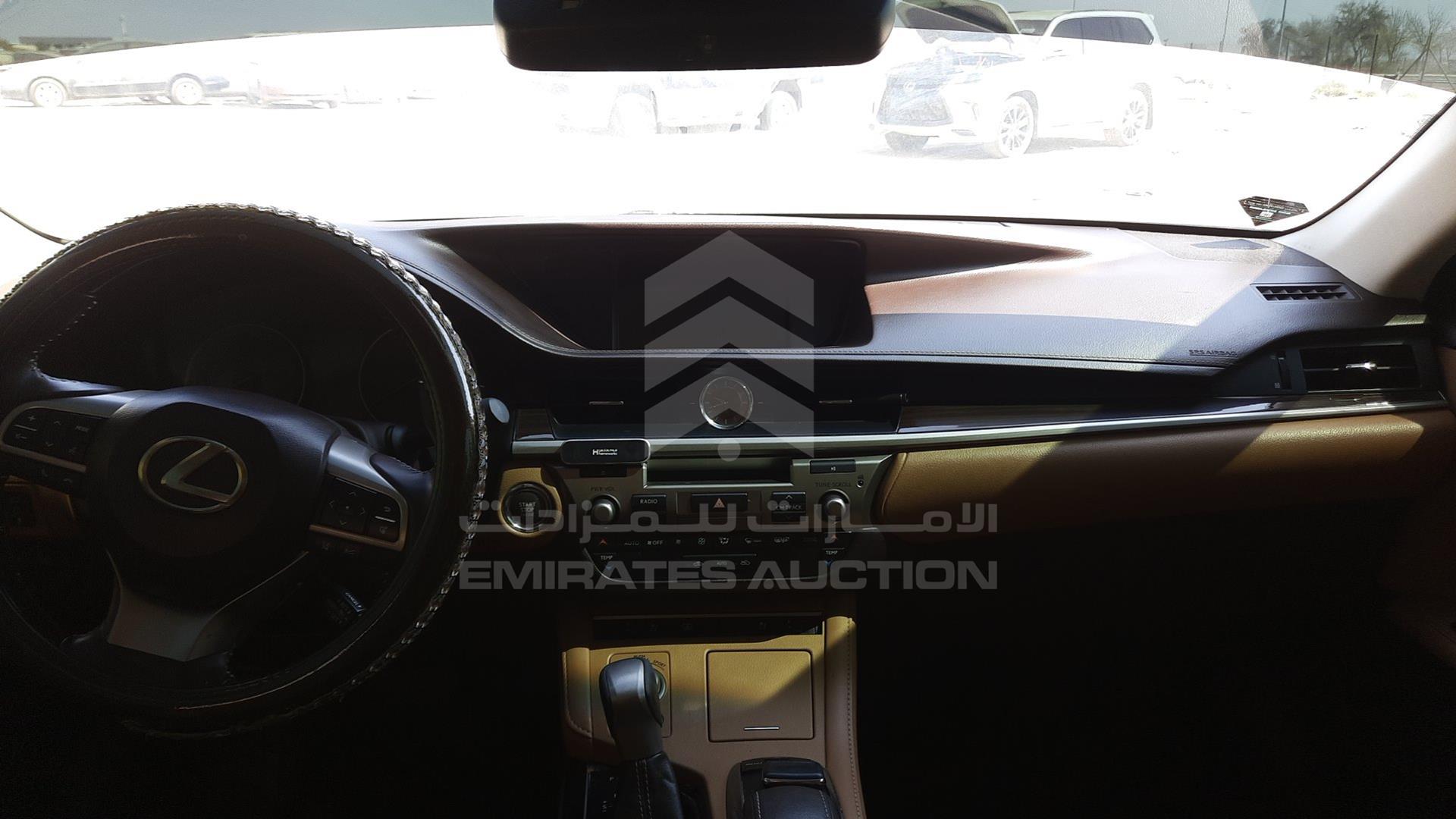 2016 LEXUS ES 350 VIN: JTHBK1GG4G2245201