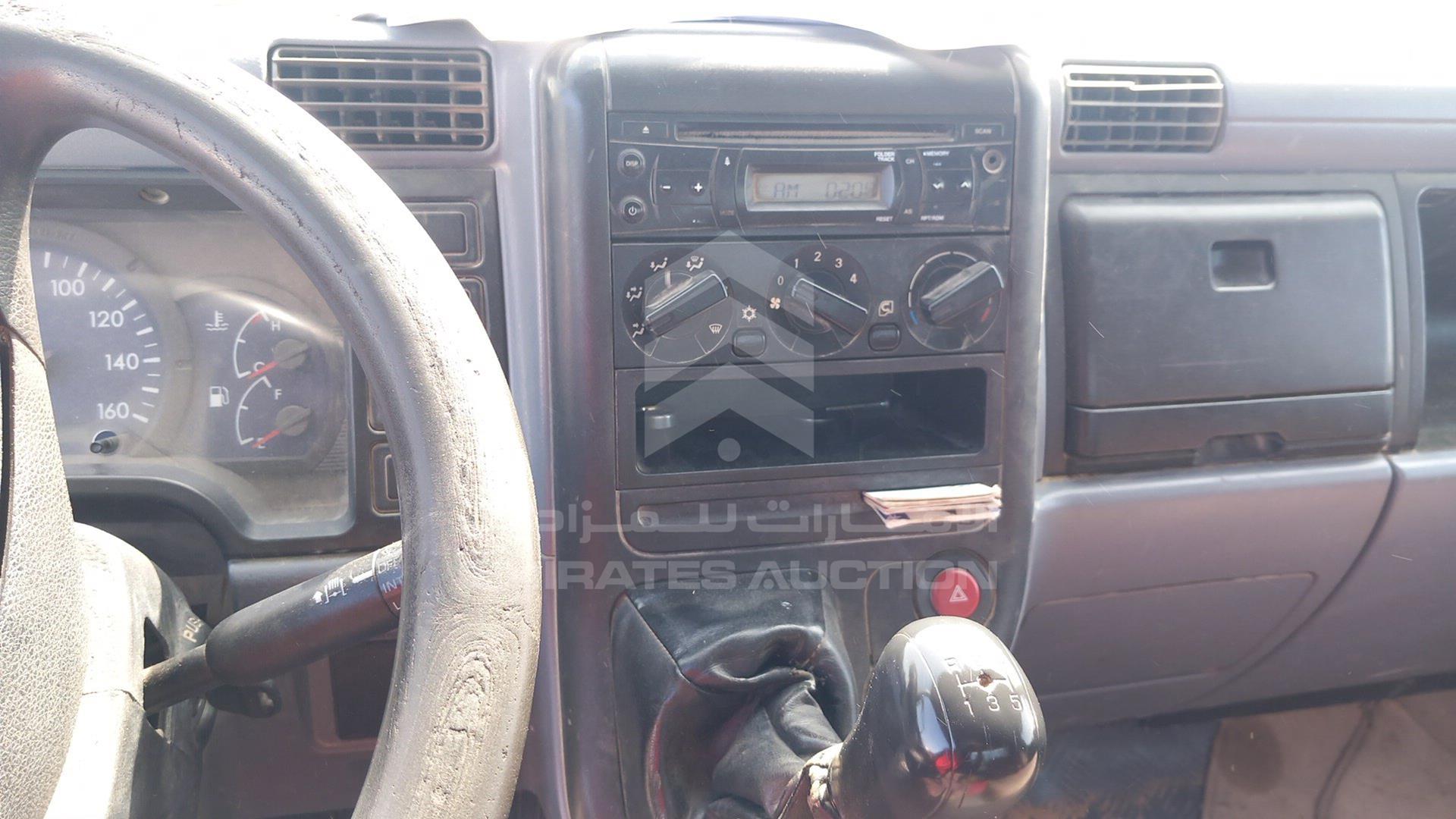 2015 MITSUBISHI CANTER VIN: JL7B6E1PXFK022037