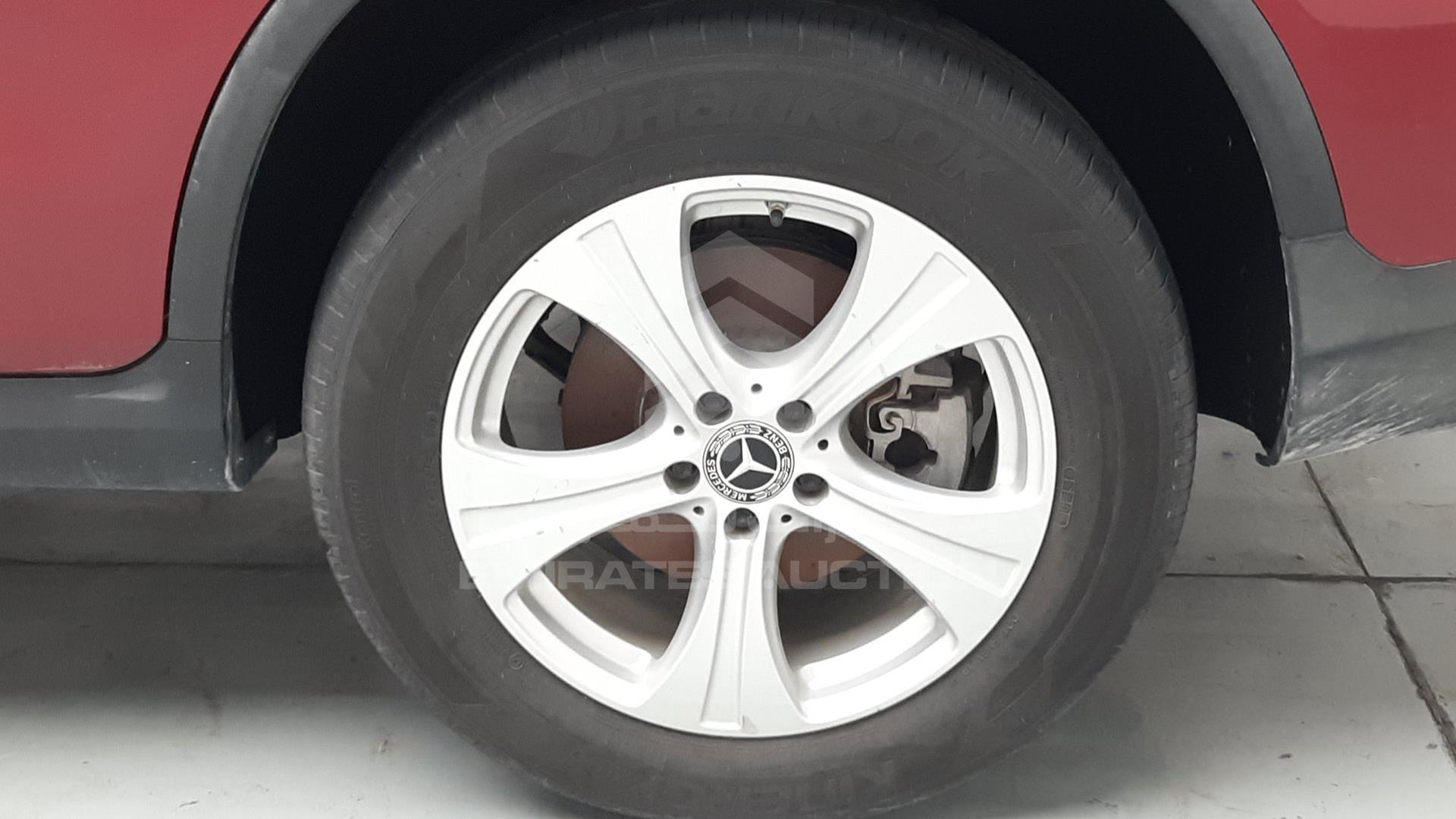 2018 MERCEDES GLC 300 VIN: WDC0G4KB5JV101017