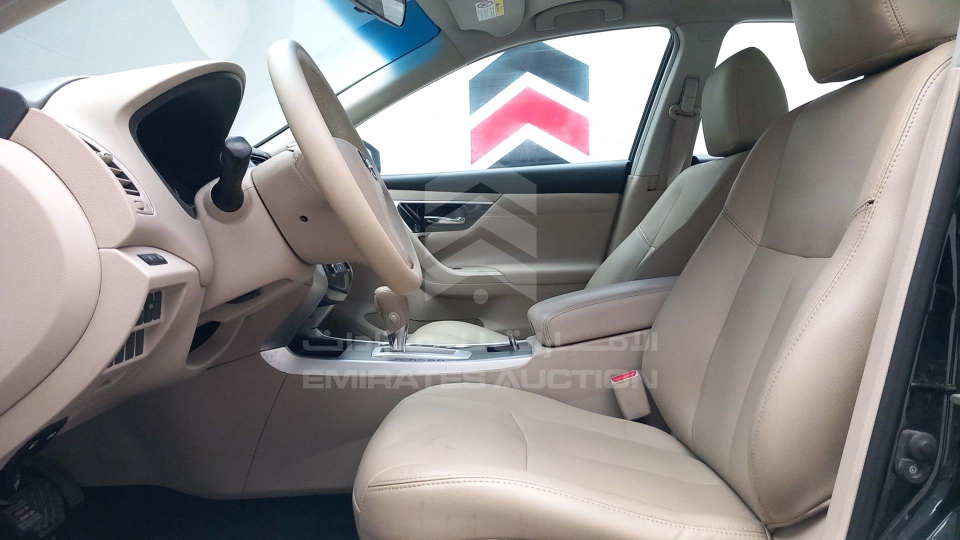 2017 NISSAN TEANA VIN: LGBF5AE09HR312960