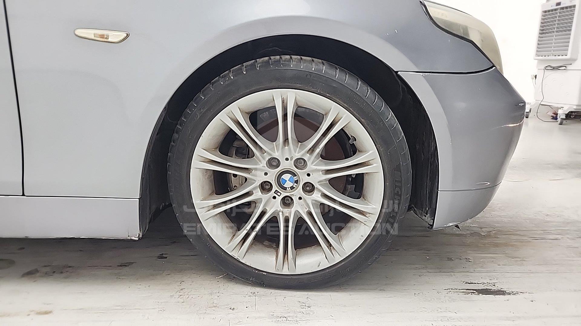 2006 BMW 530 VIN: WBANE71076CM02939