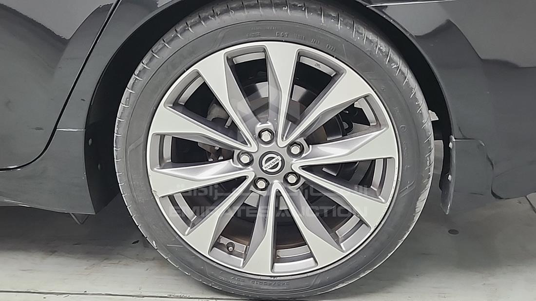 2022 Nissan Maxima — Rear Left Tyre — Photo 34