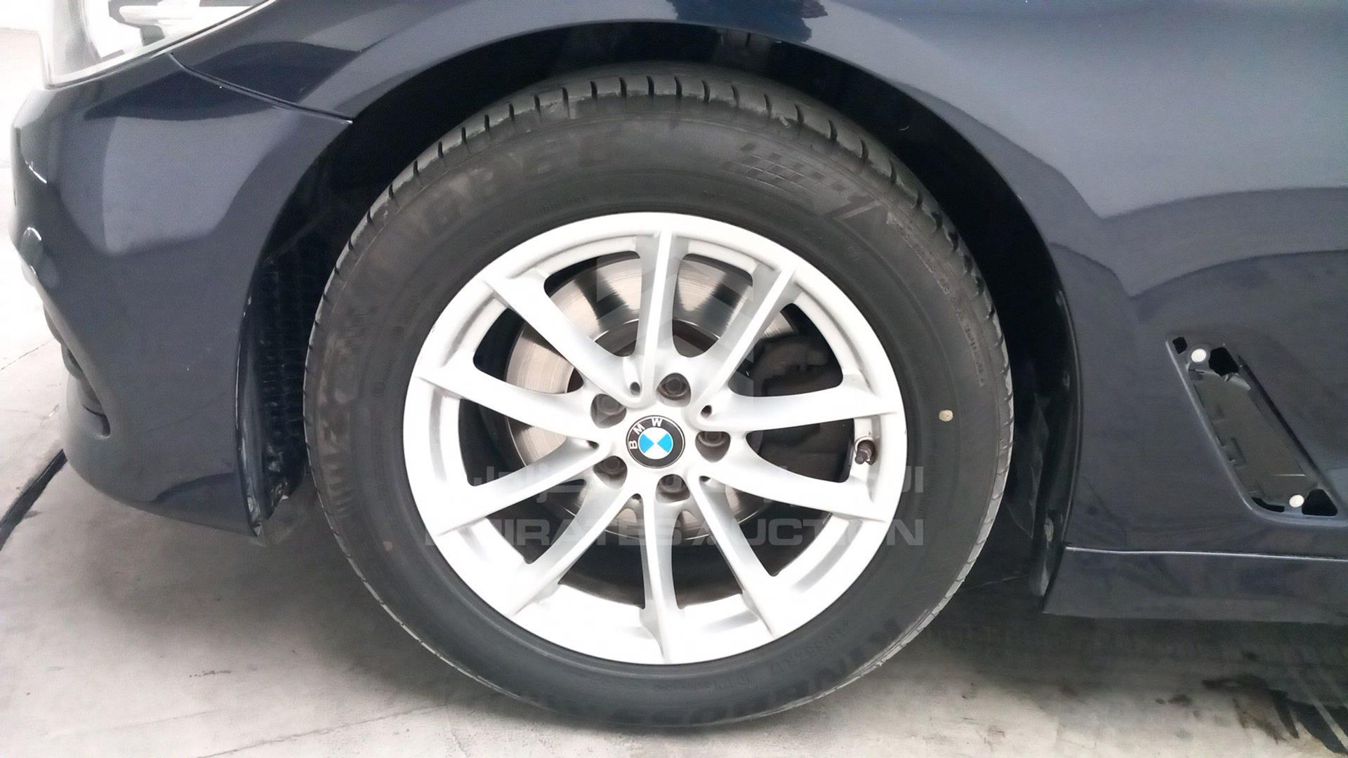 2020 BMW 520 VIN: WBAJL1A01LBM40329