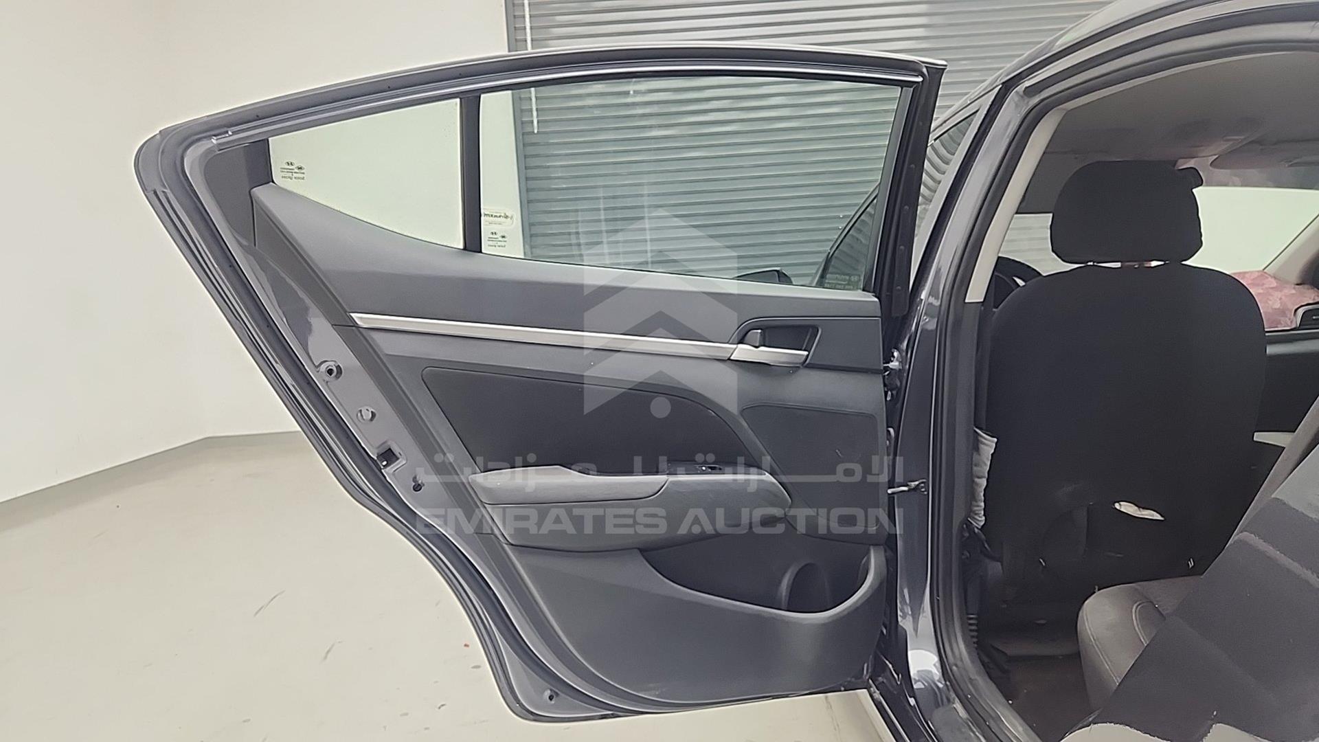 2020 HYUNDAI ELANTRA VIN: 5NPD84LF4LH566560