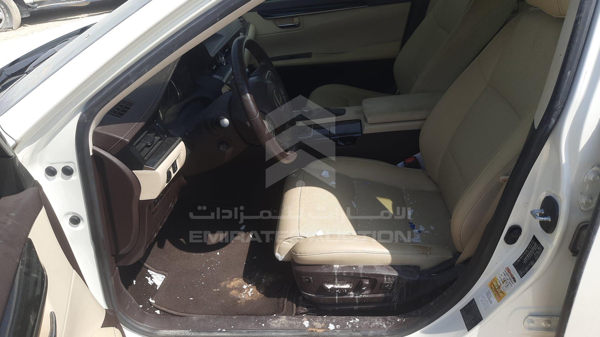 2016 LEXUS IS 250 VIN: JTHBJ1GG0G2084302