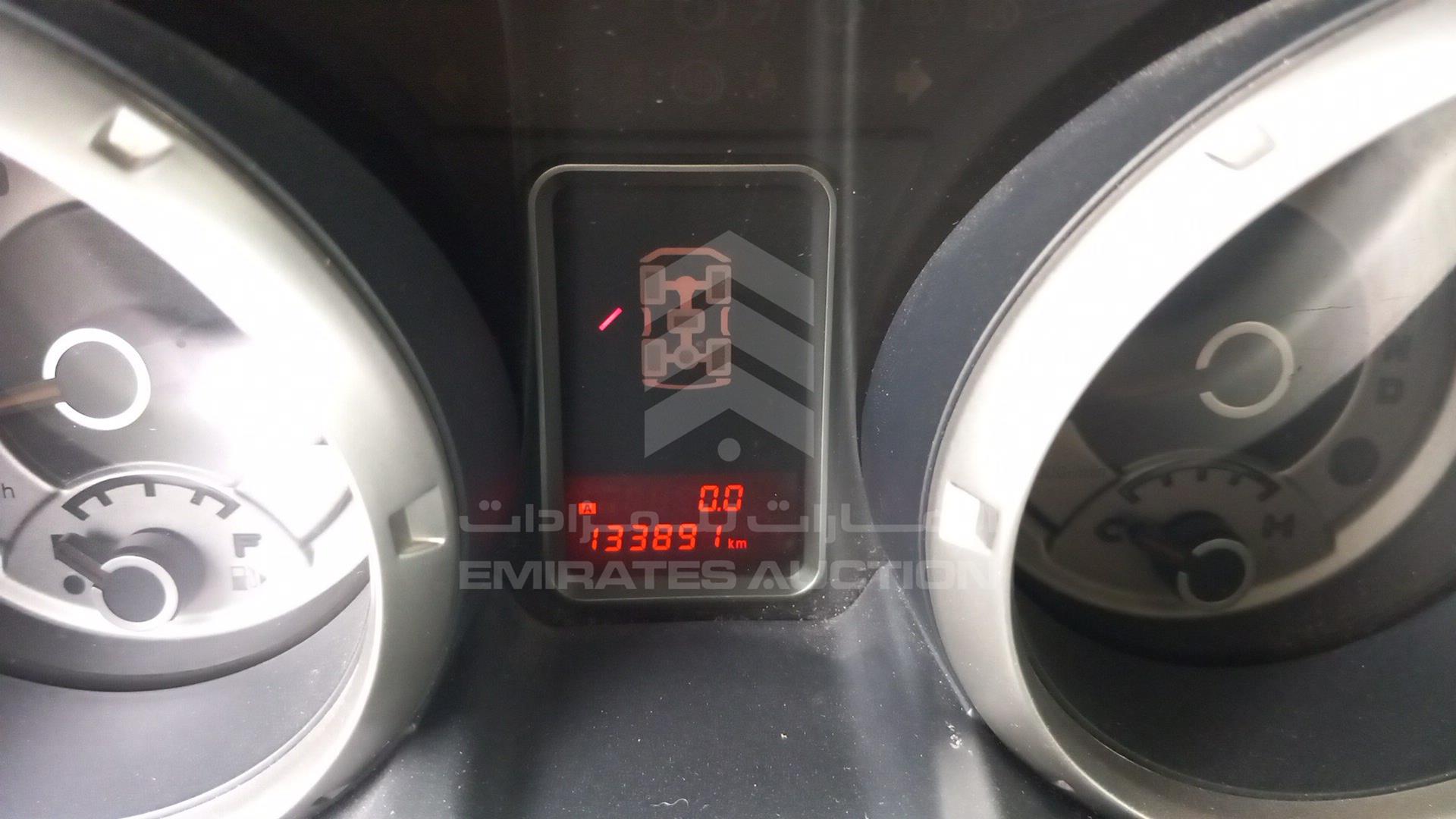 2015 MITSUBISHI PAJERO VIN: JMYLYV95WFJ713366