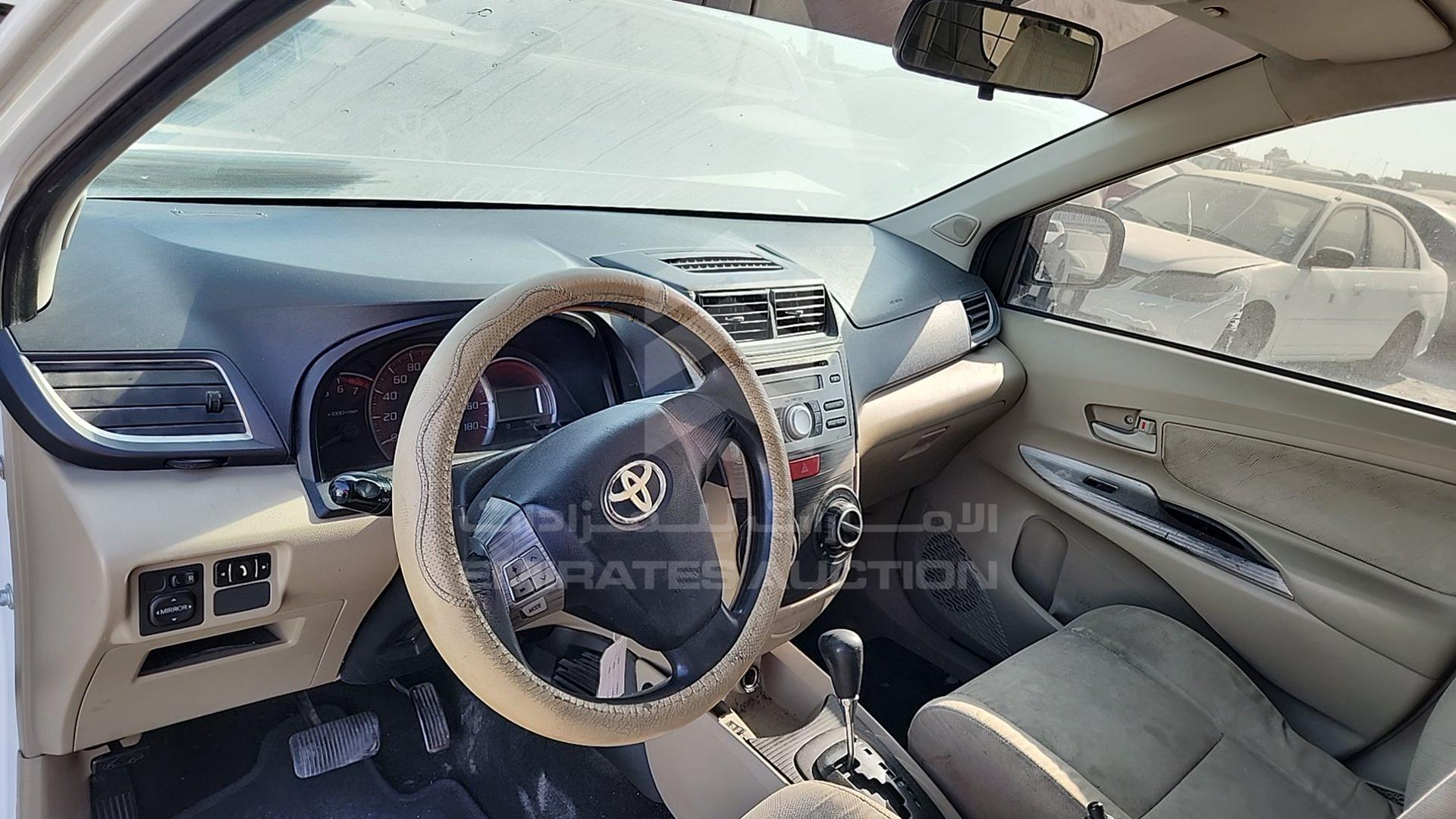 2015 TOYOTA AVANZA VIN: MHKMC13F6FK013658