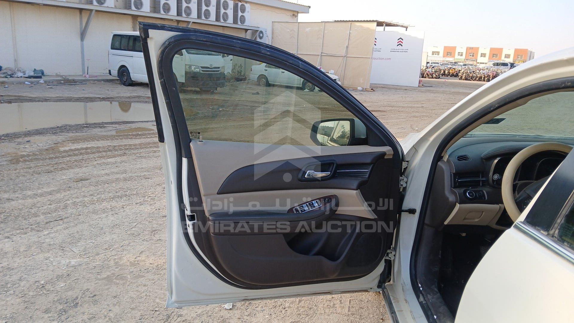 2013 CHEVROLET MALIBU VIN: KL1GM5DU4DB008679