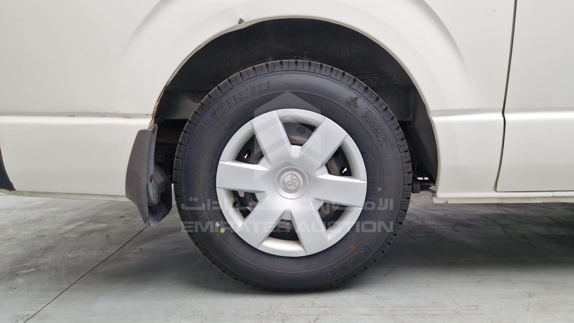 2011 TOYOTA HIACE VIN: JTGJX02P3B0039391